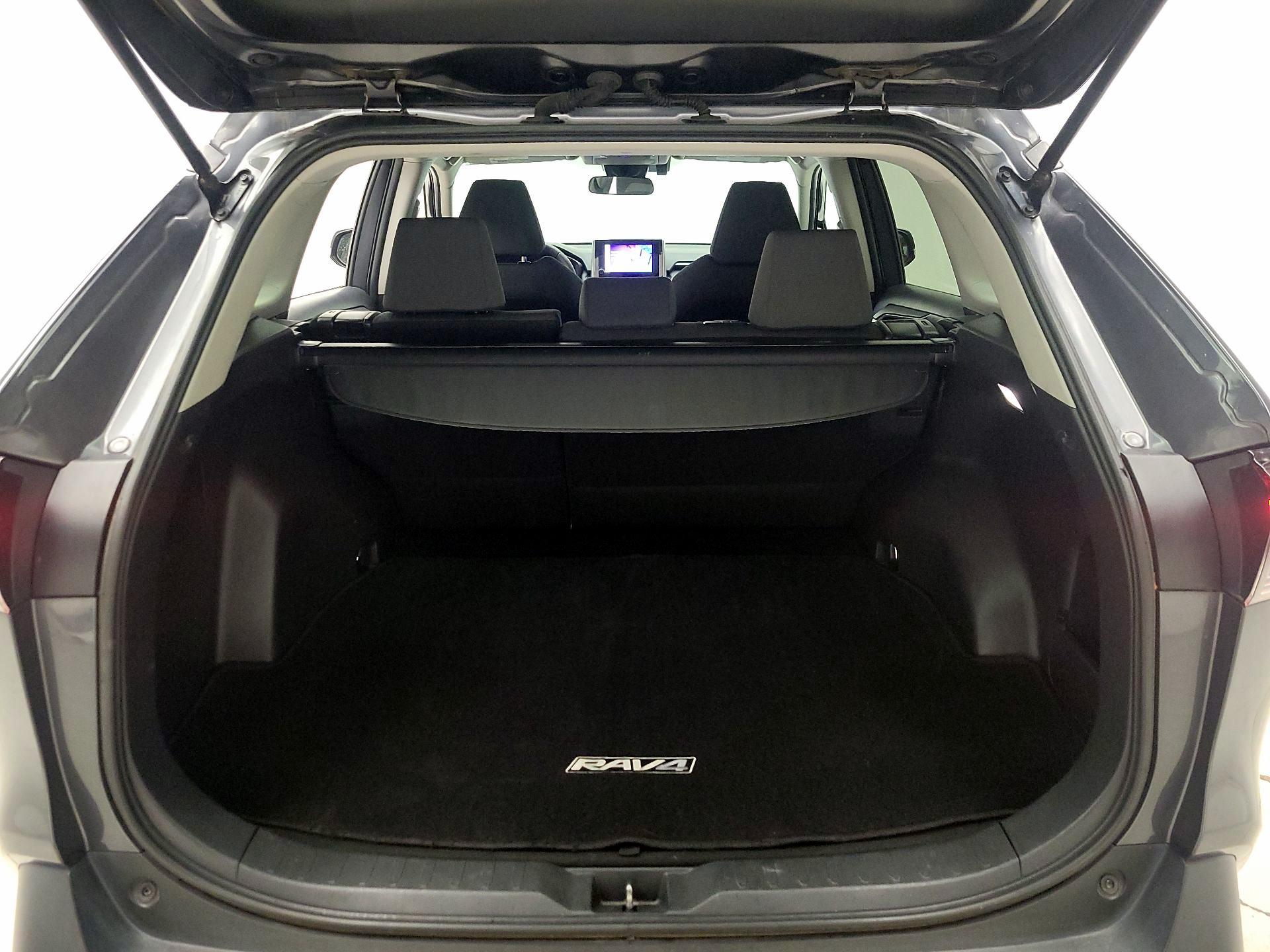 Thumbnail: 2024 Toyota RAV4 - 20