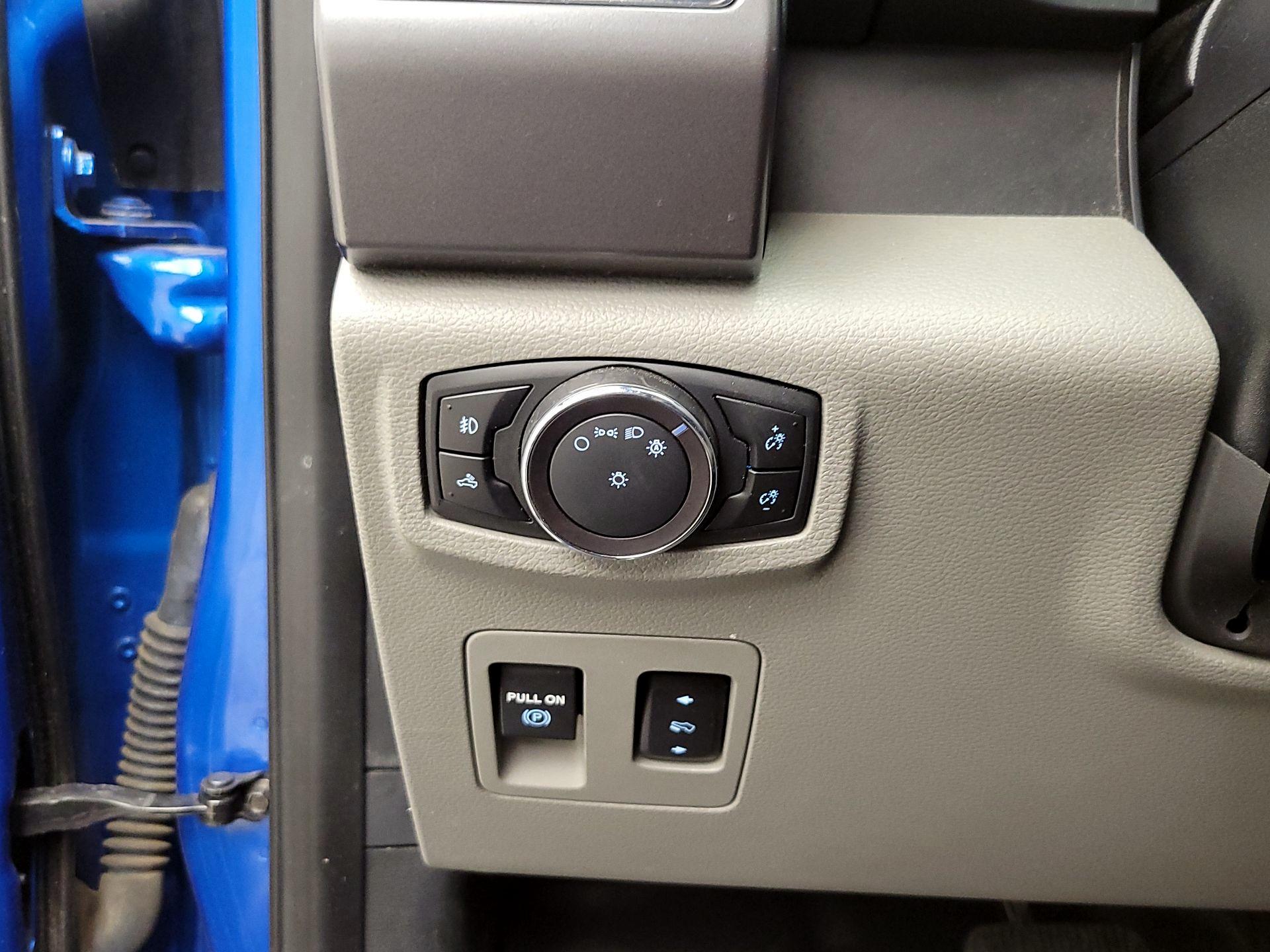 Thumbnail: 2019 Ford F-150 - 13