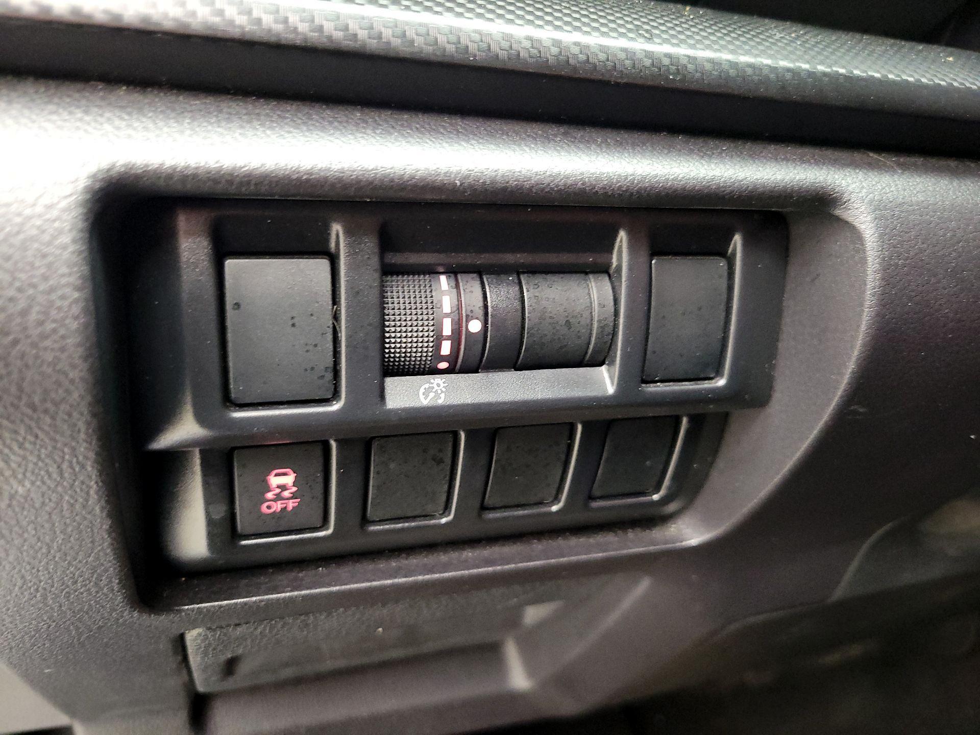 Thumbnail: 2017 Subaru Impreza - 13