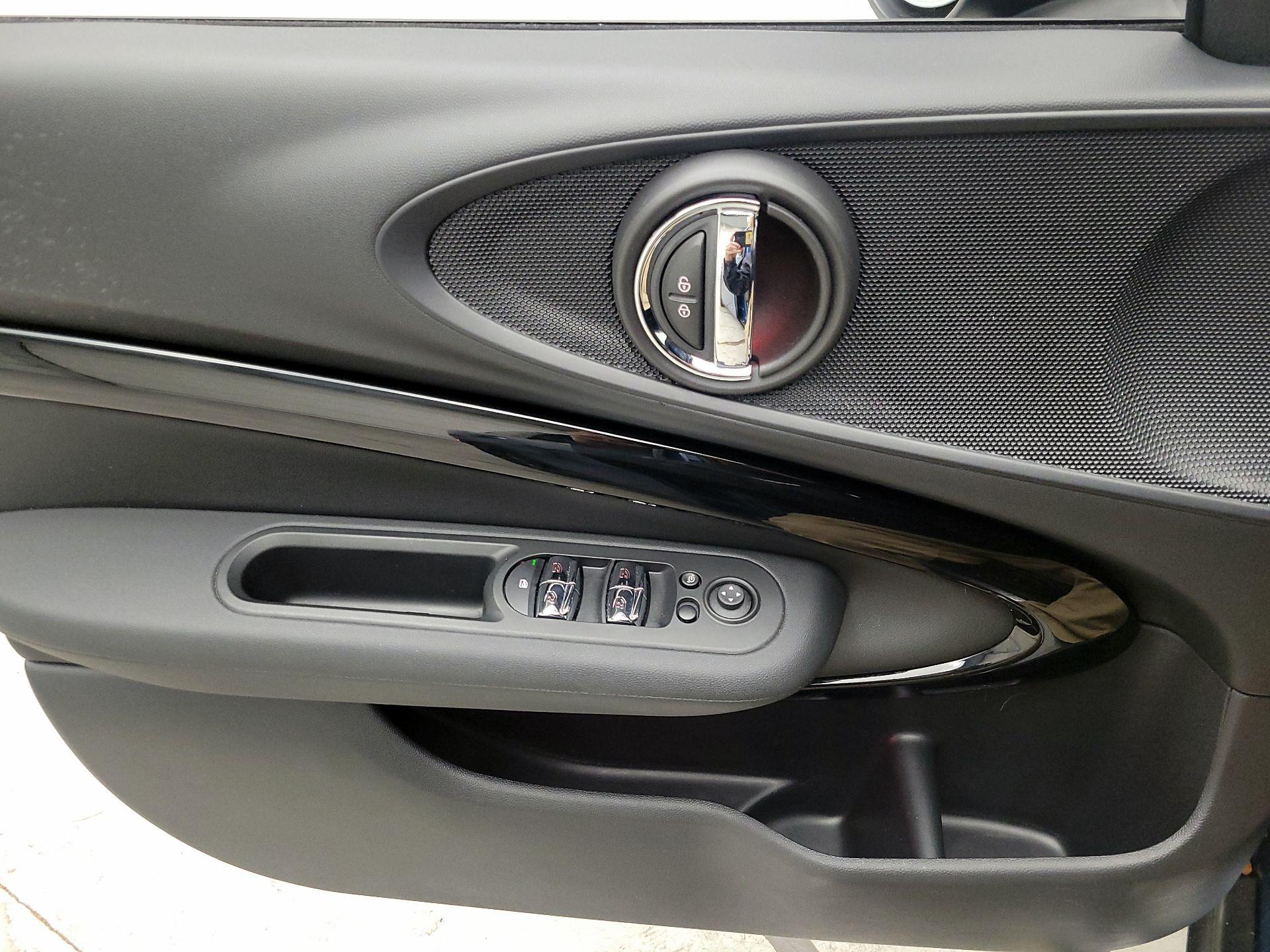 Thumbnail: 2024 MINI Cooper Clubman - 12