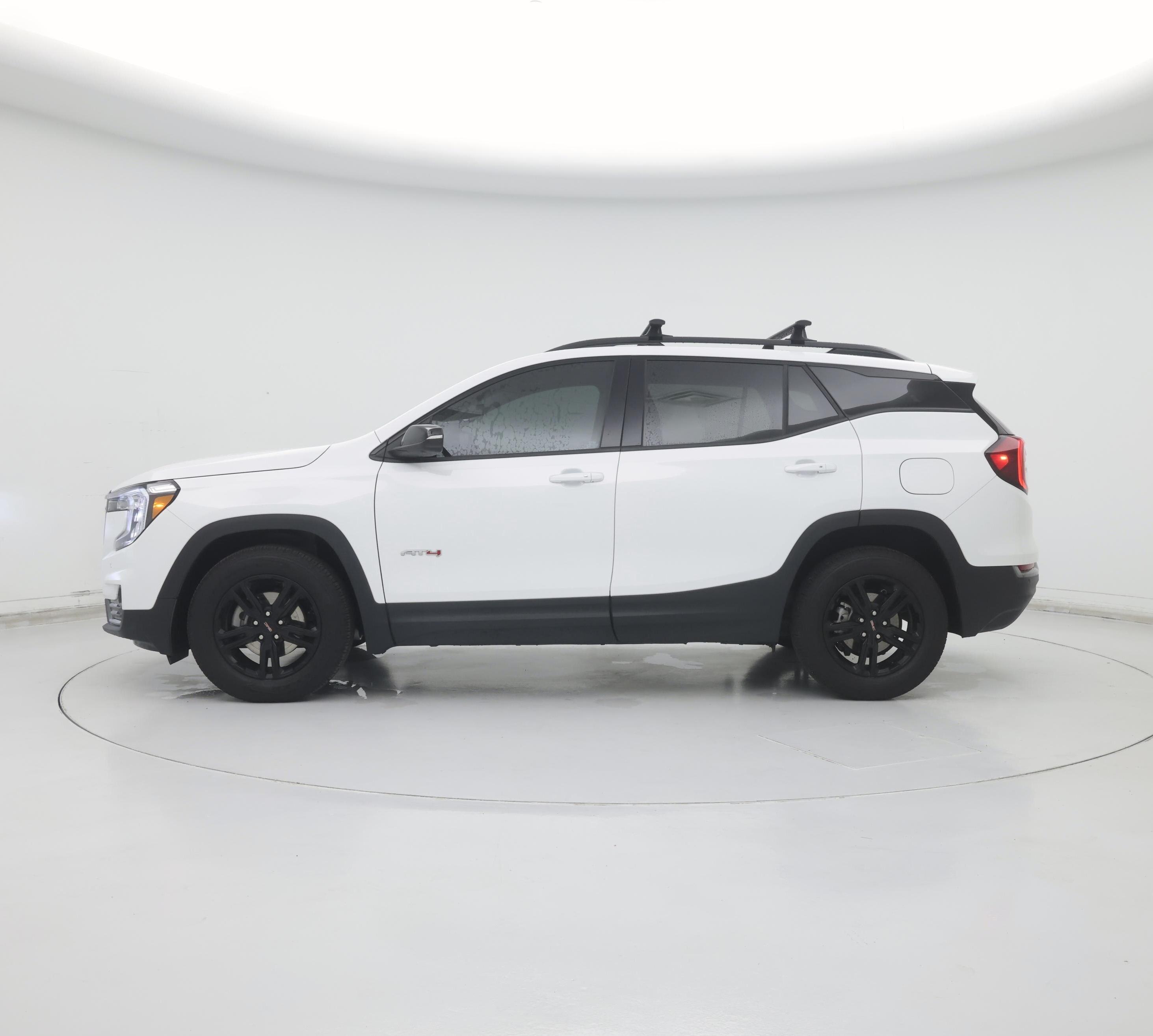 Thumbnail: 2024 GMC Terrain - 3