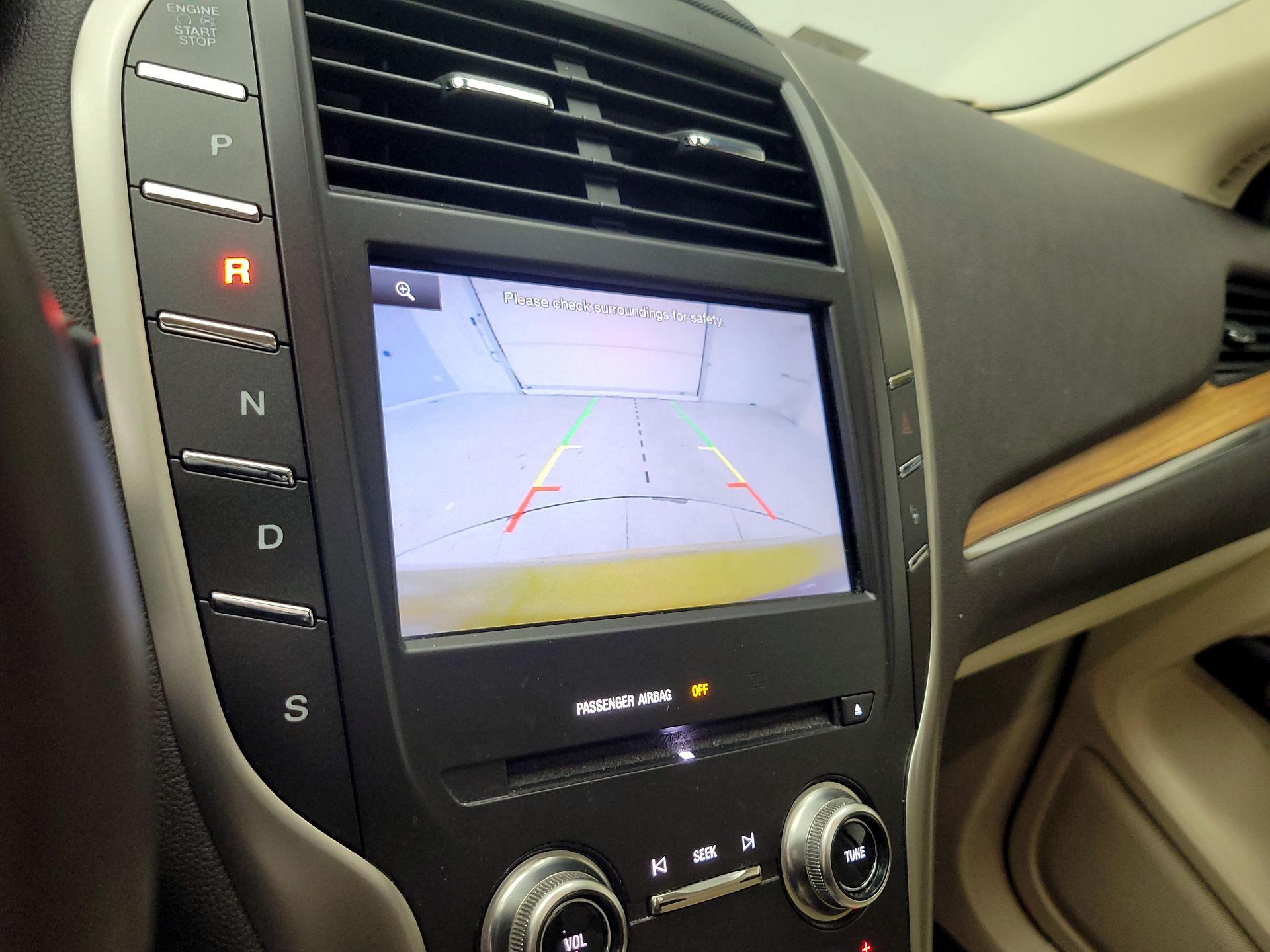 Thumbnail: 2015 Lincoln MKC - 15