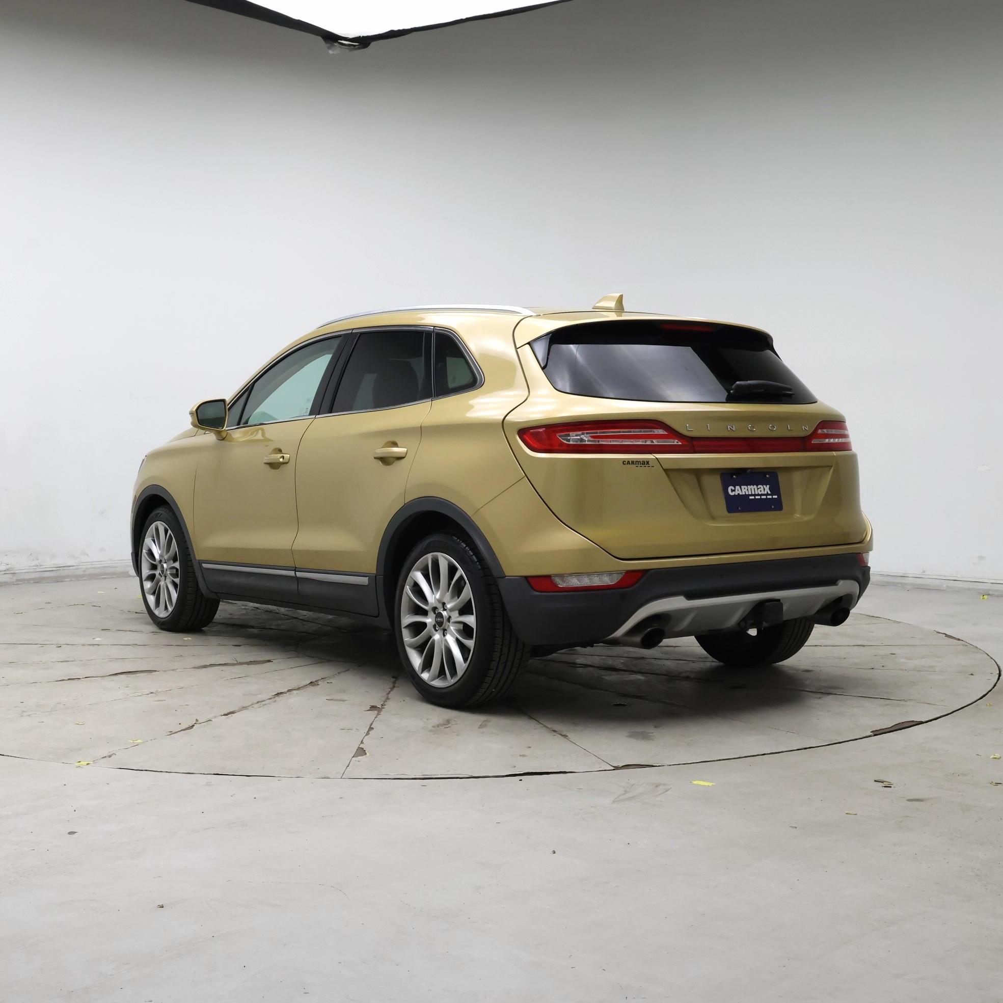 Thumbnail: 2015 Lincoln MKC - 2