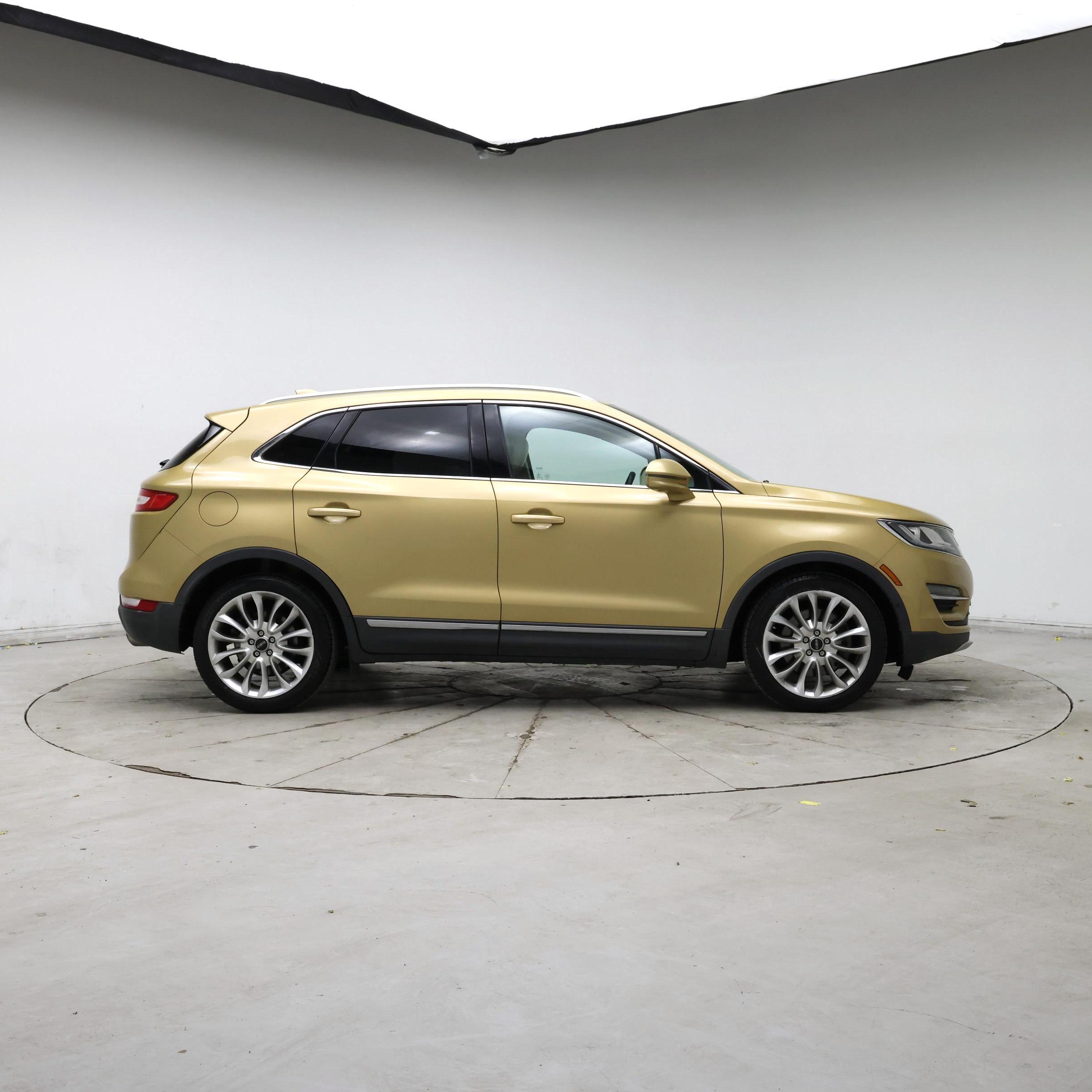 Thumbnail: 2015 Lincoln MKC - 7