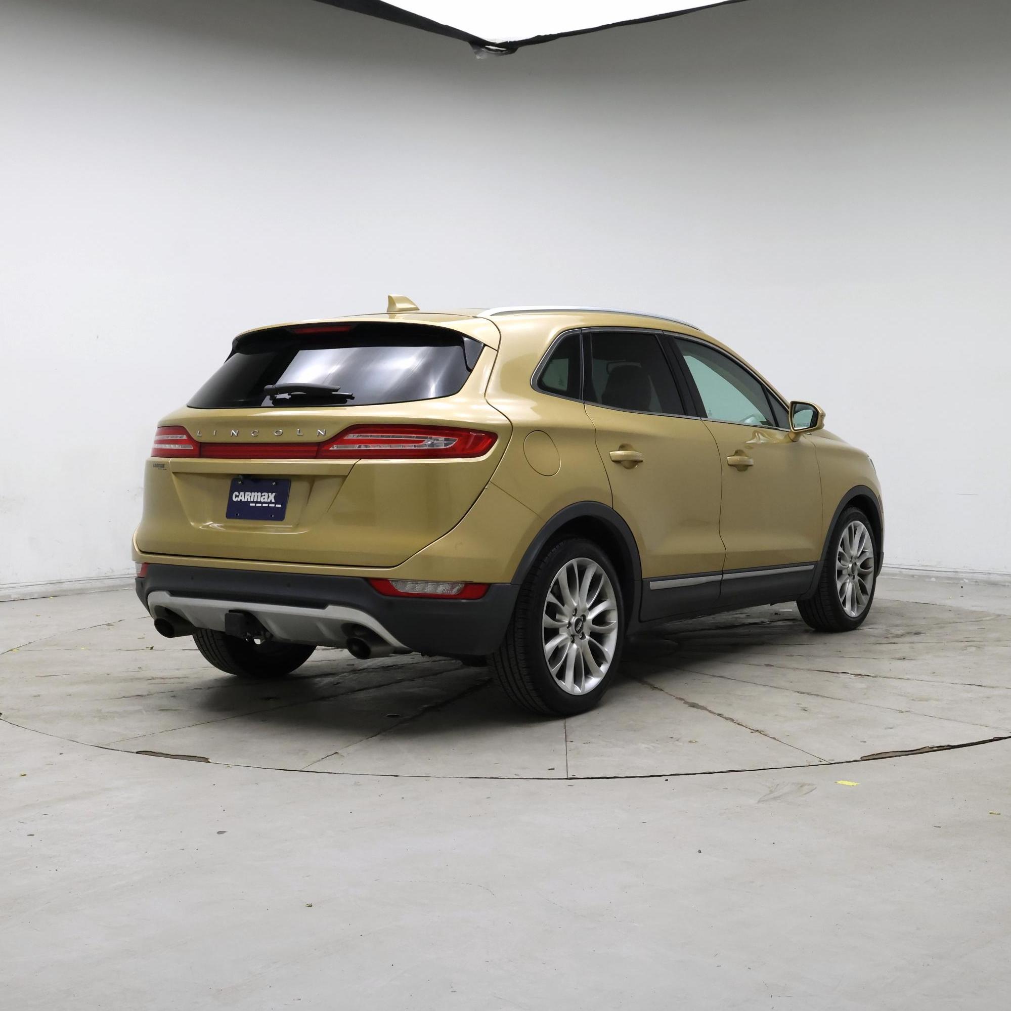 Thumbnail: 2015 Lincoln MKC - 8