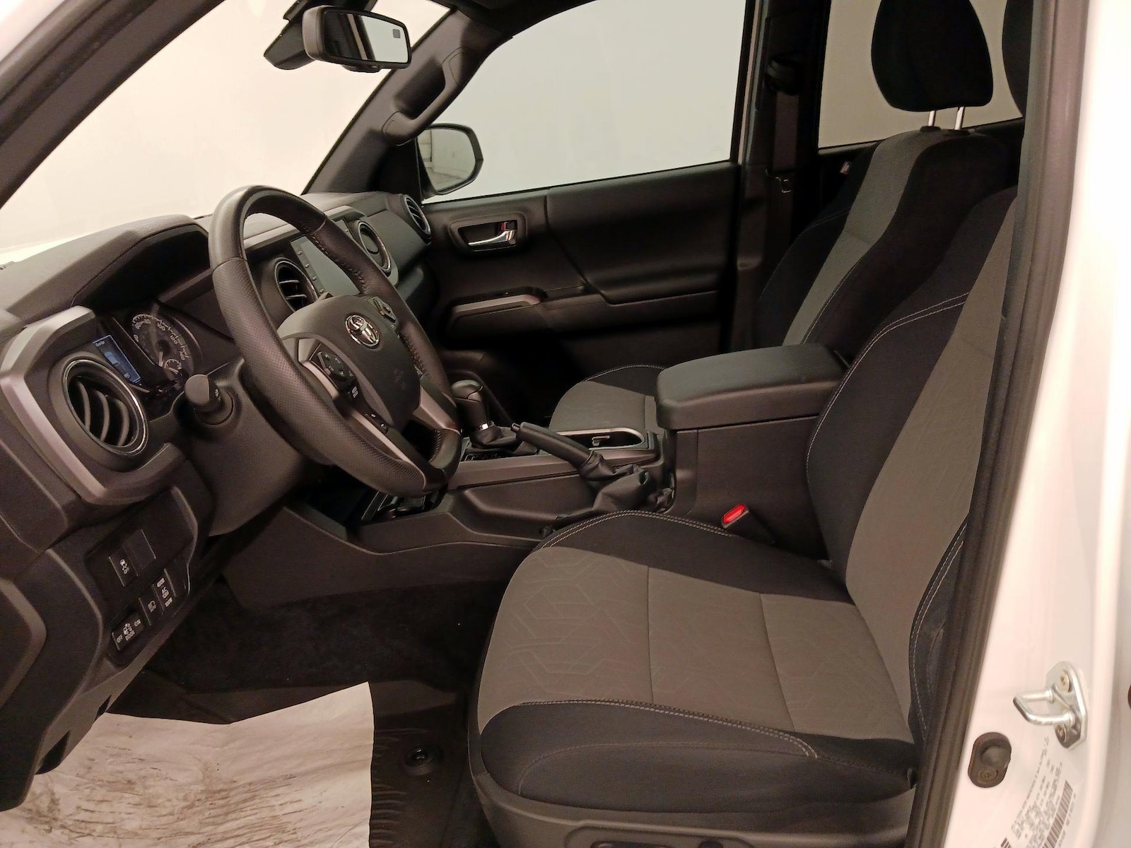 2023 Toyota Tacoma TRD Off Road - Photo 12