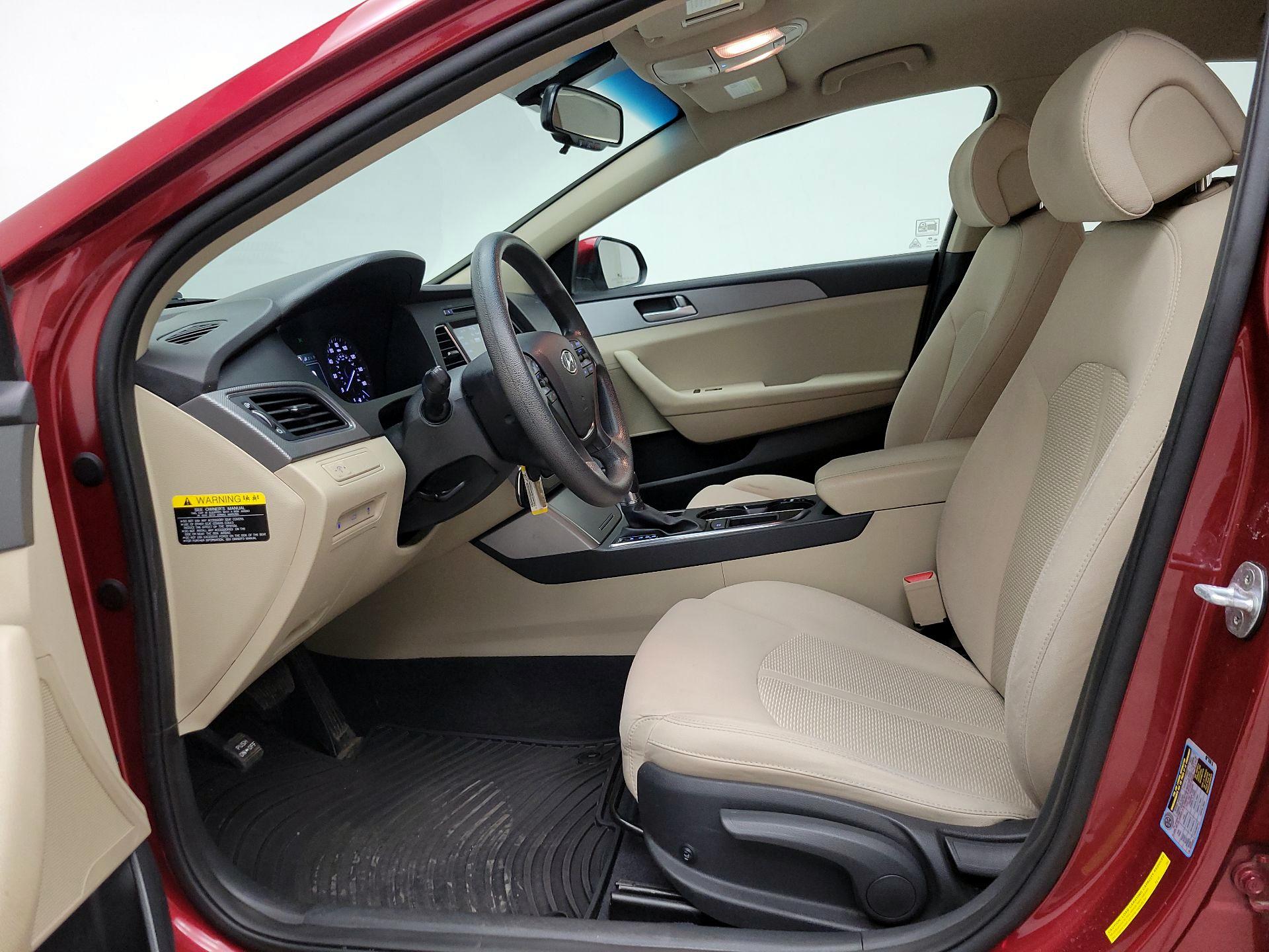 Thumbnail: 2016 Hyundai Sonata - 11