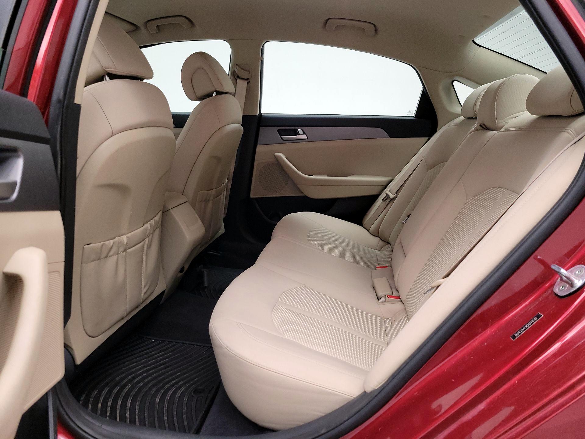 Thumbnail: 2016 Hyundai Sonata - 19