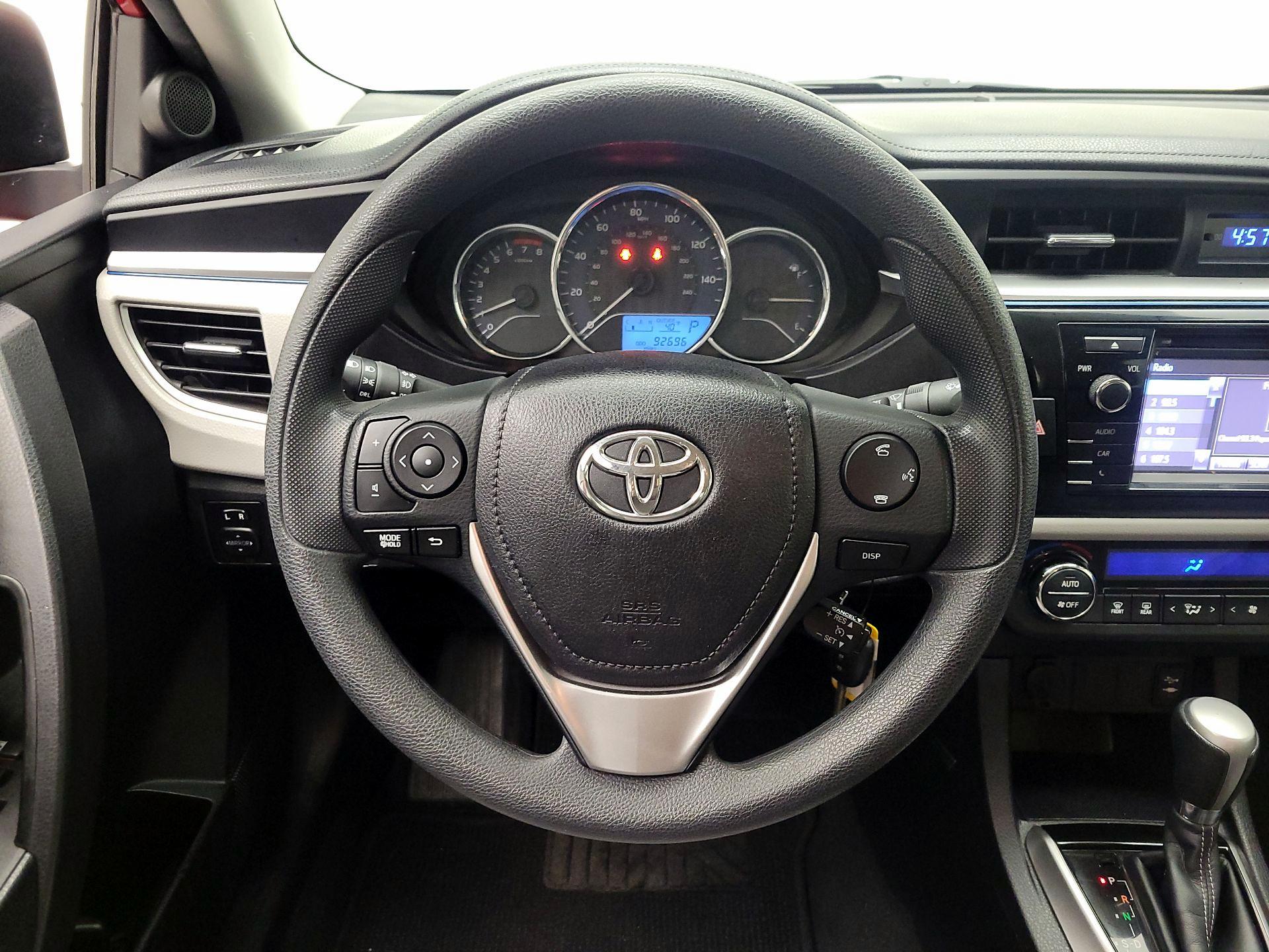 Thumbnail: 2015 Toyota Corolla - 10