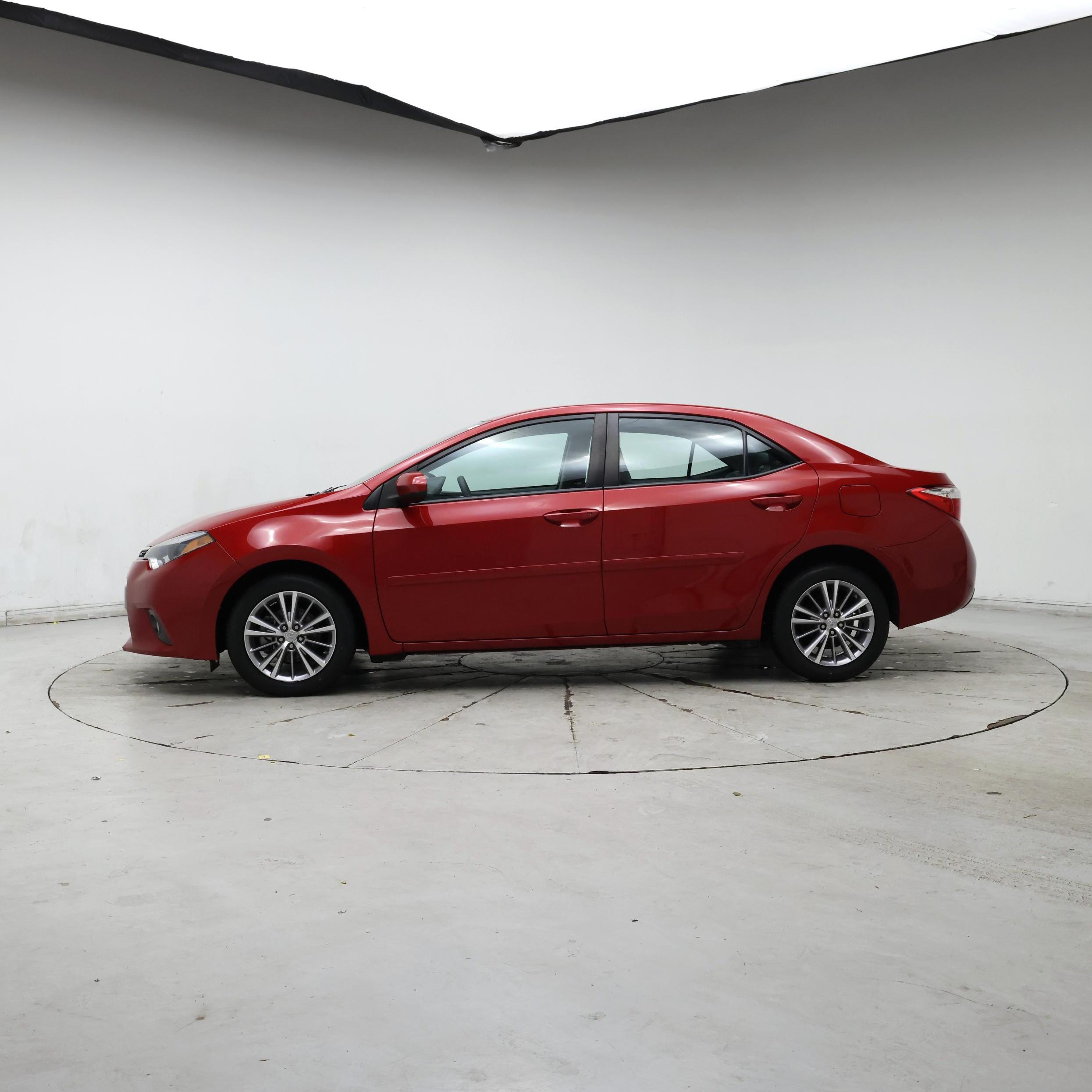 Thumbnail: 2015 Toyota Corolla - 3