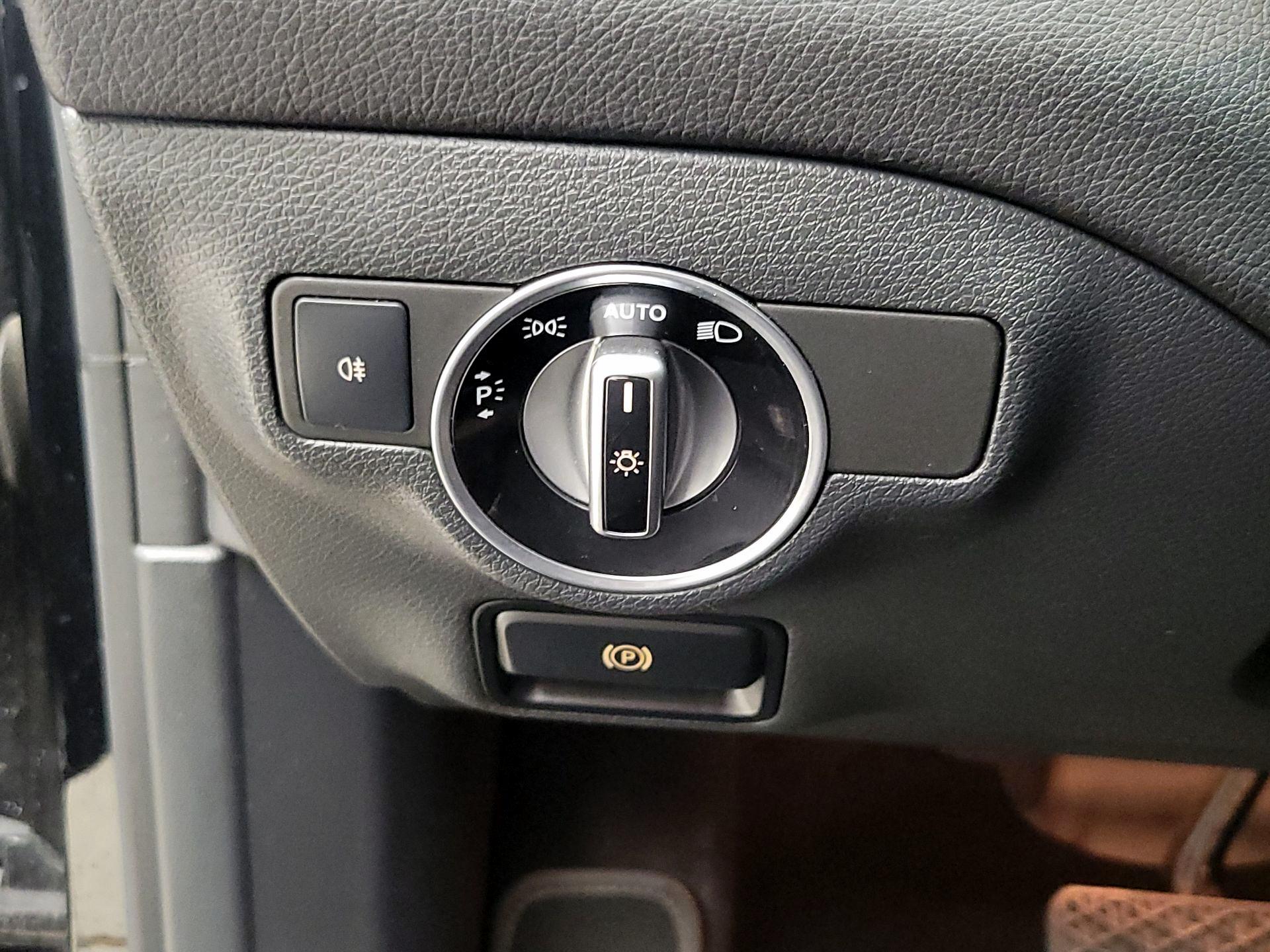 Thumbnail: 2019 Mercedes-Benz CLA - 13