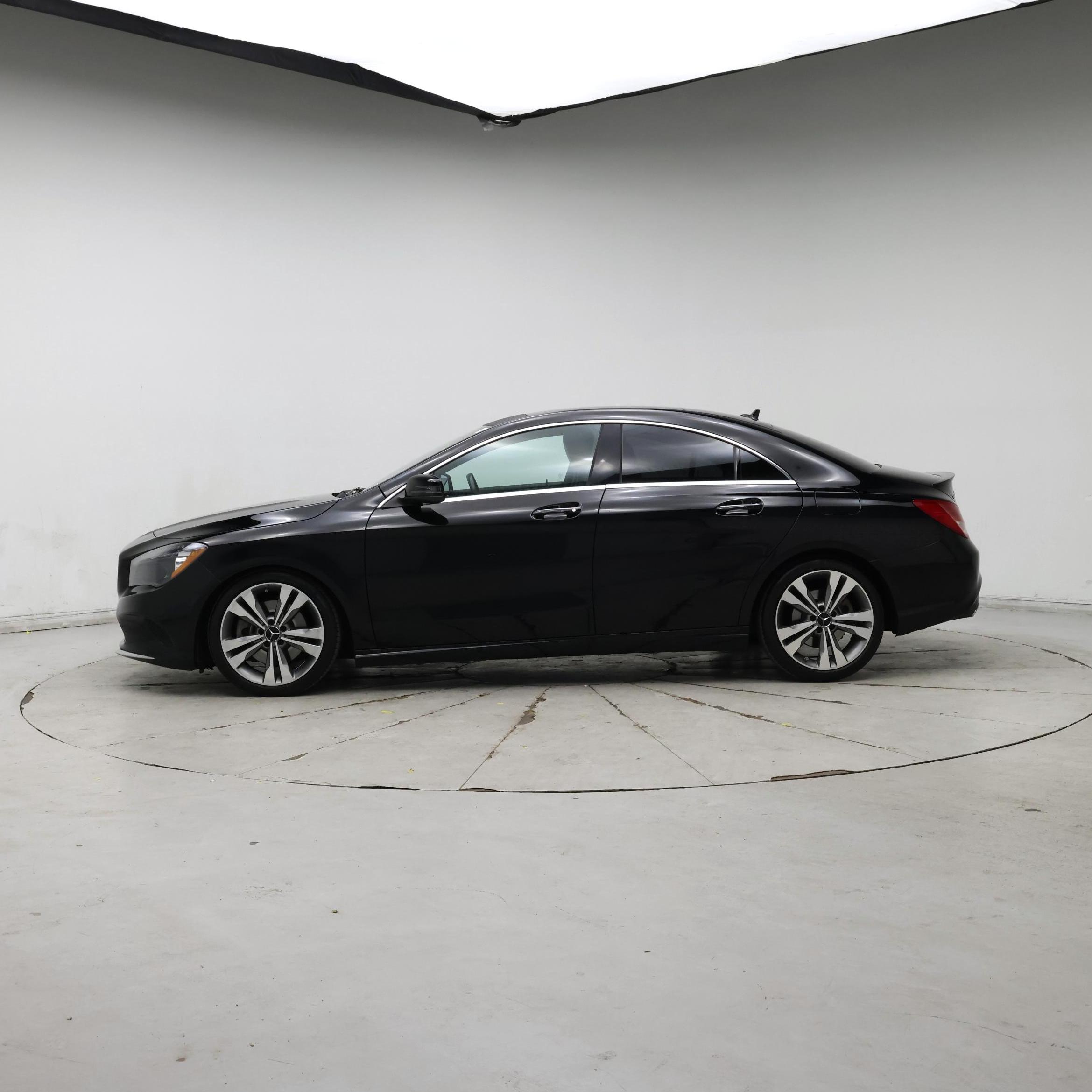 Thumbnail: 2019 Mercedes-Benz CLA - 3