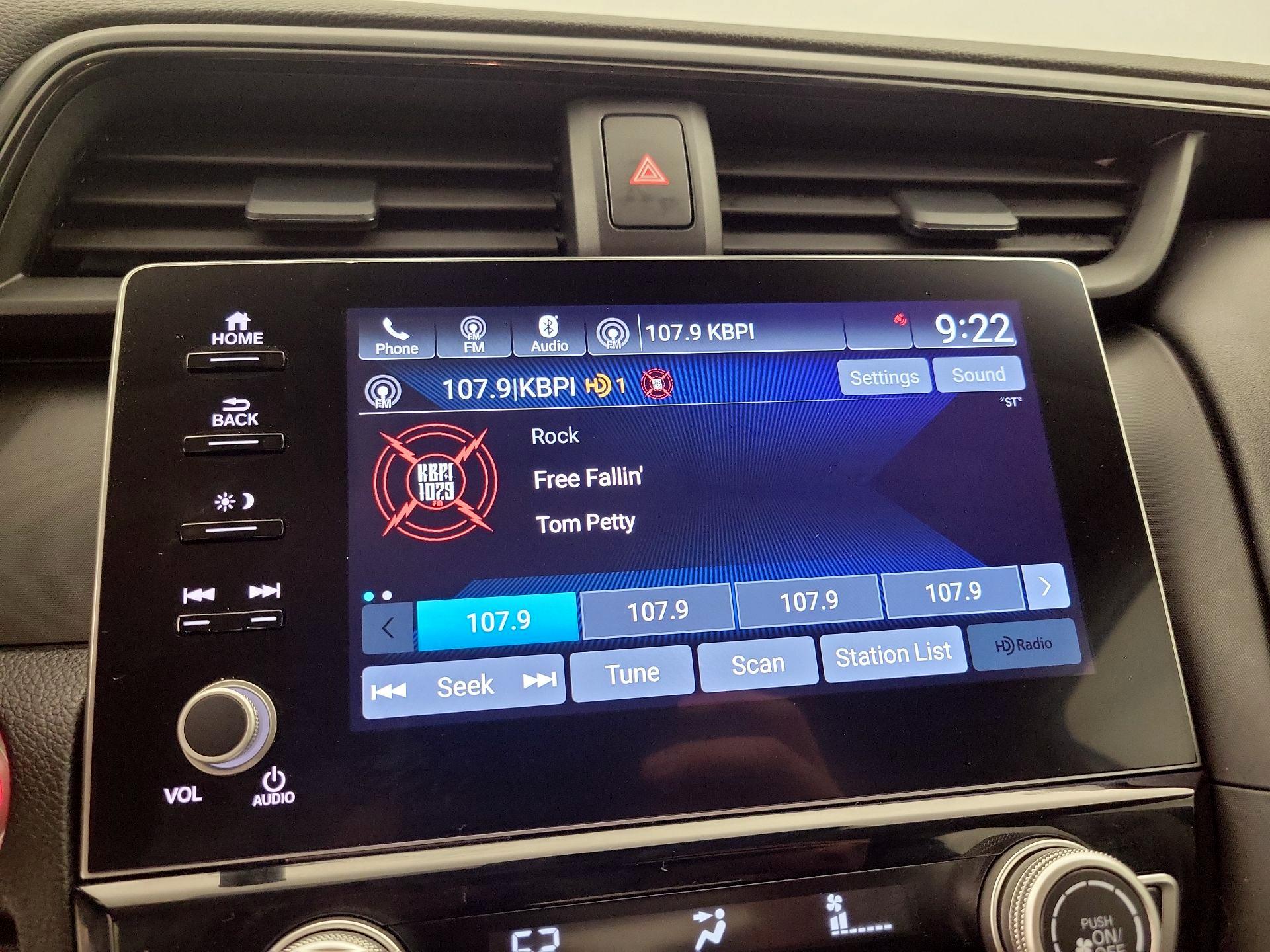 Thumbnail: 2021 Honda Insight - 15