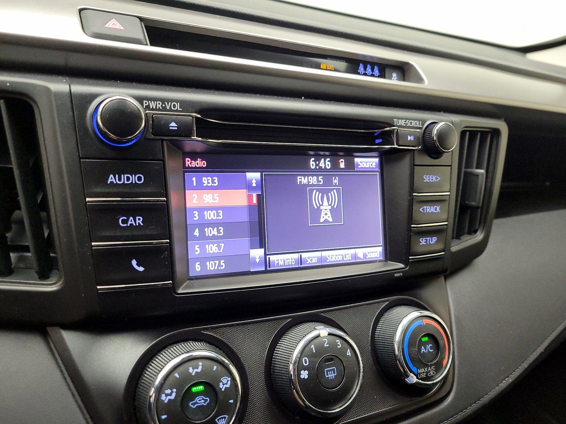 Thumbnail: 2017 Toyota RAV4 - 15