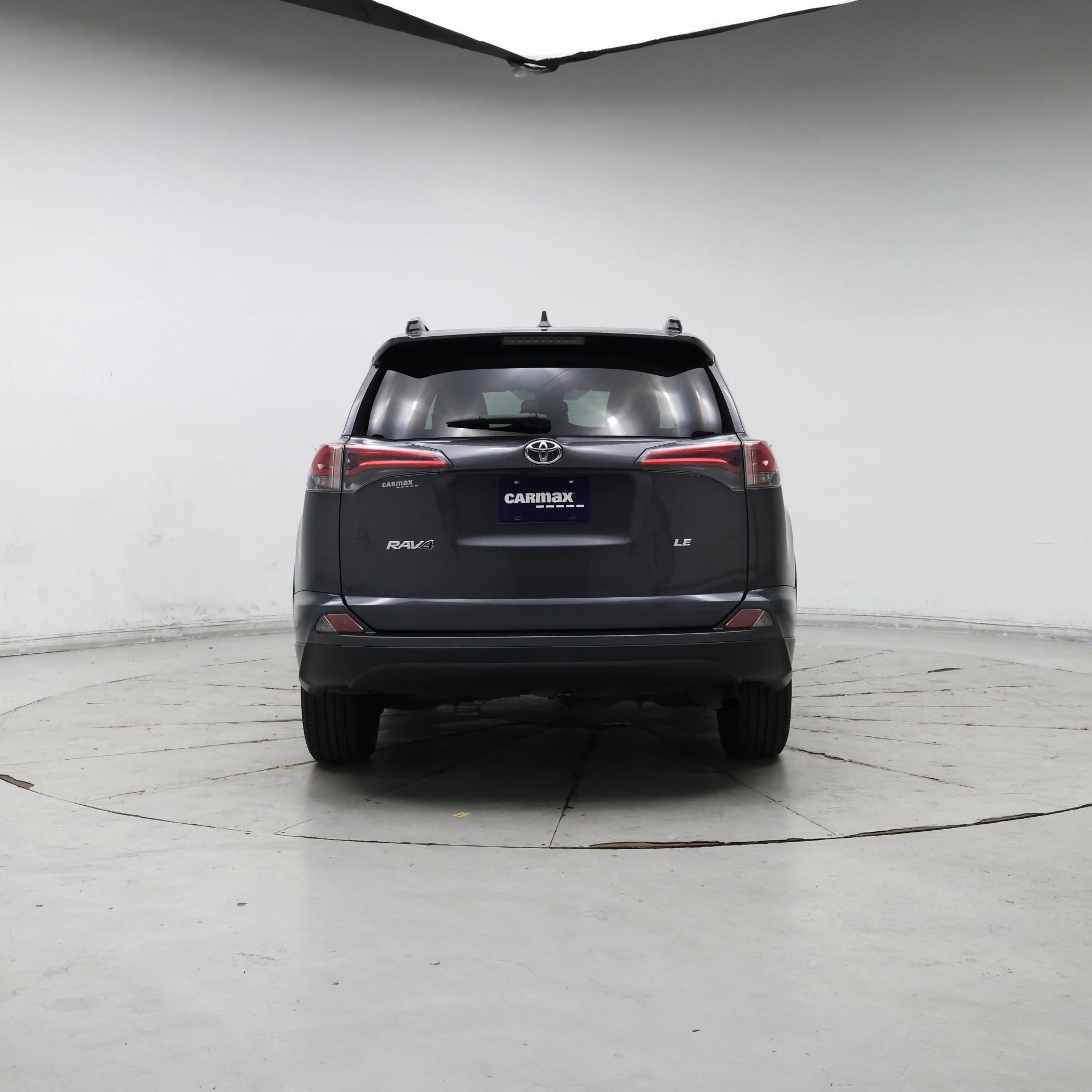 Thumbnail: 2017 Toyota RAV4 - 6