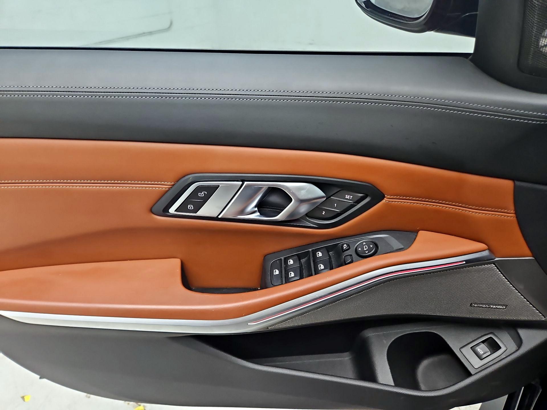 Thumbnail: 2022 BMW M3 - 10