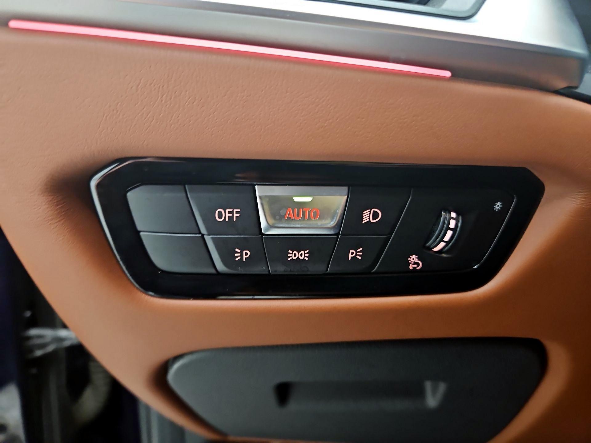 Thumbnail: 2022 BMW M3 - 11