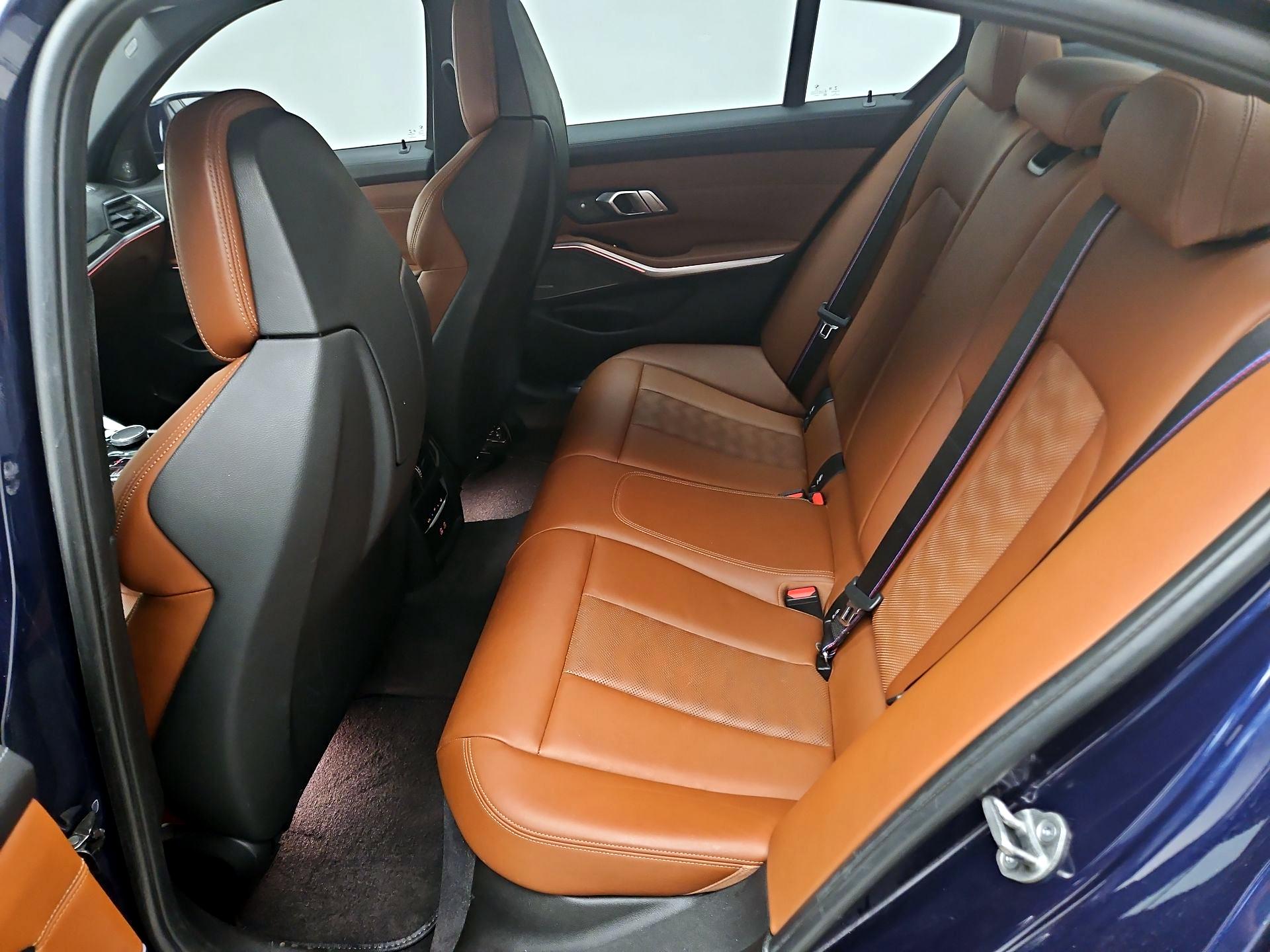 Thumbnail: 2022 BMW M3 - 18