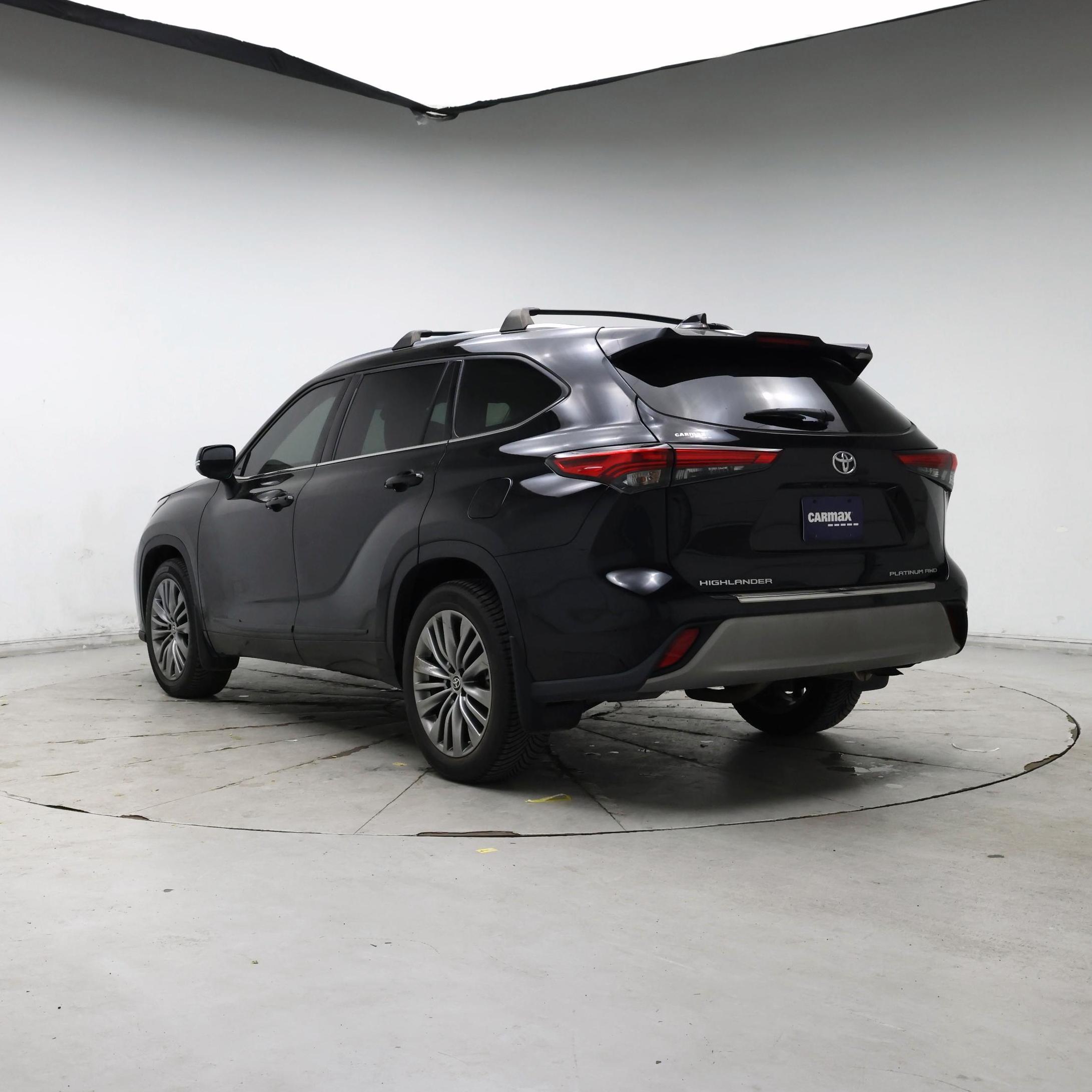 Thumbnail: 2021 Toyota Highlander - 2