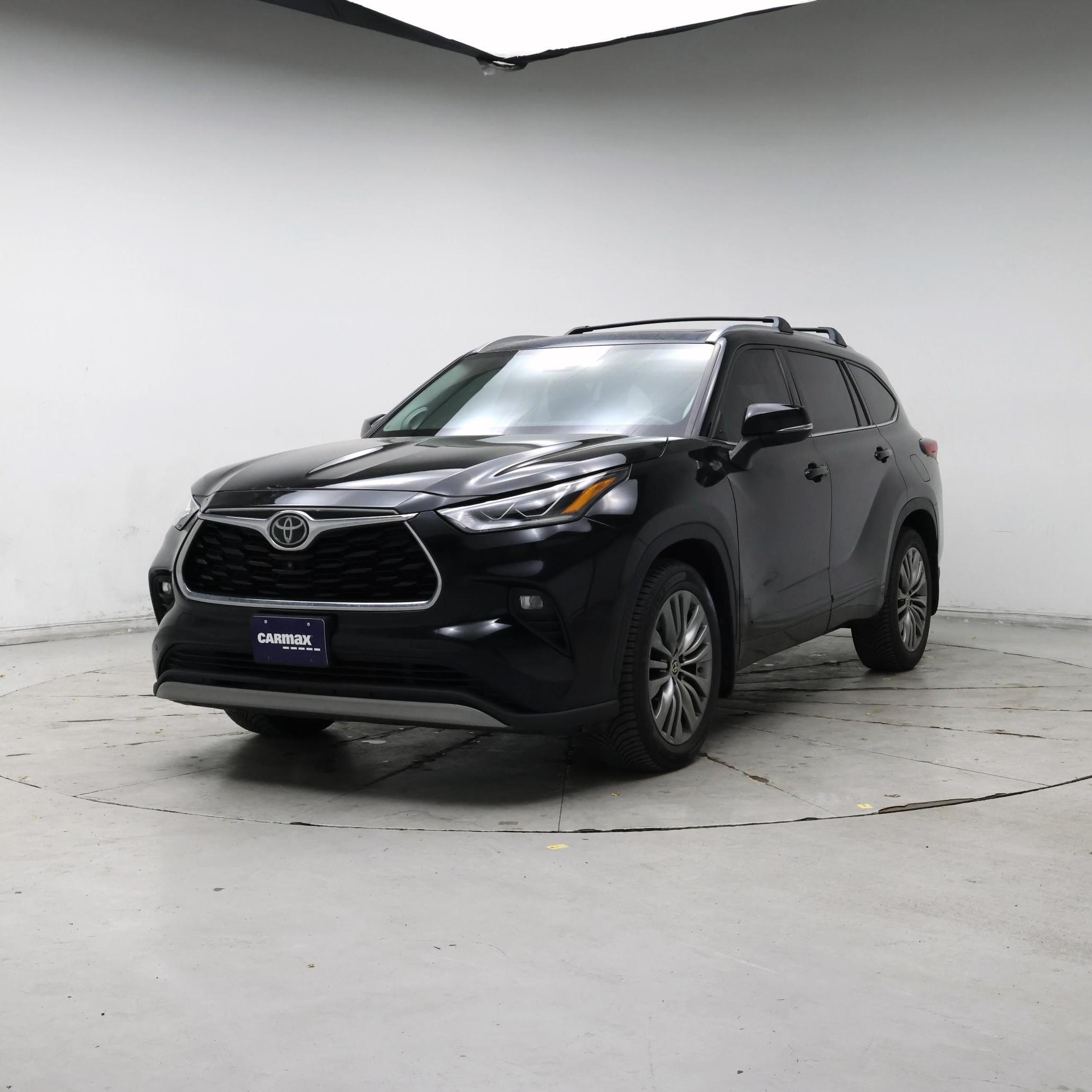 Thumbnail: 2021 Toyota Highlander - 4