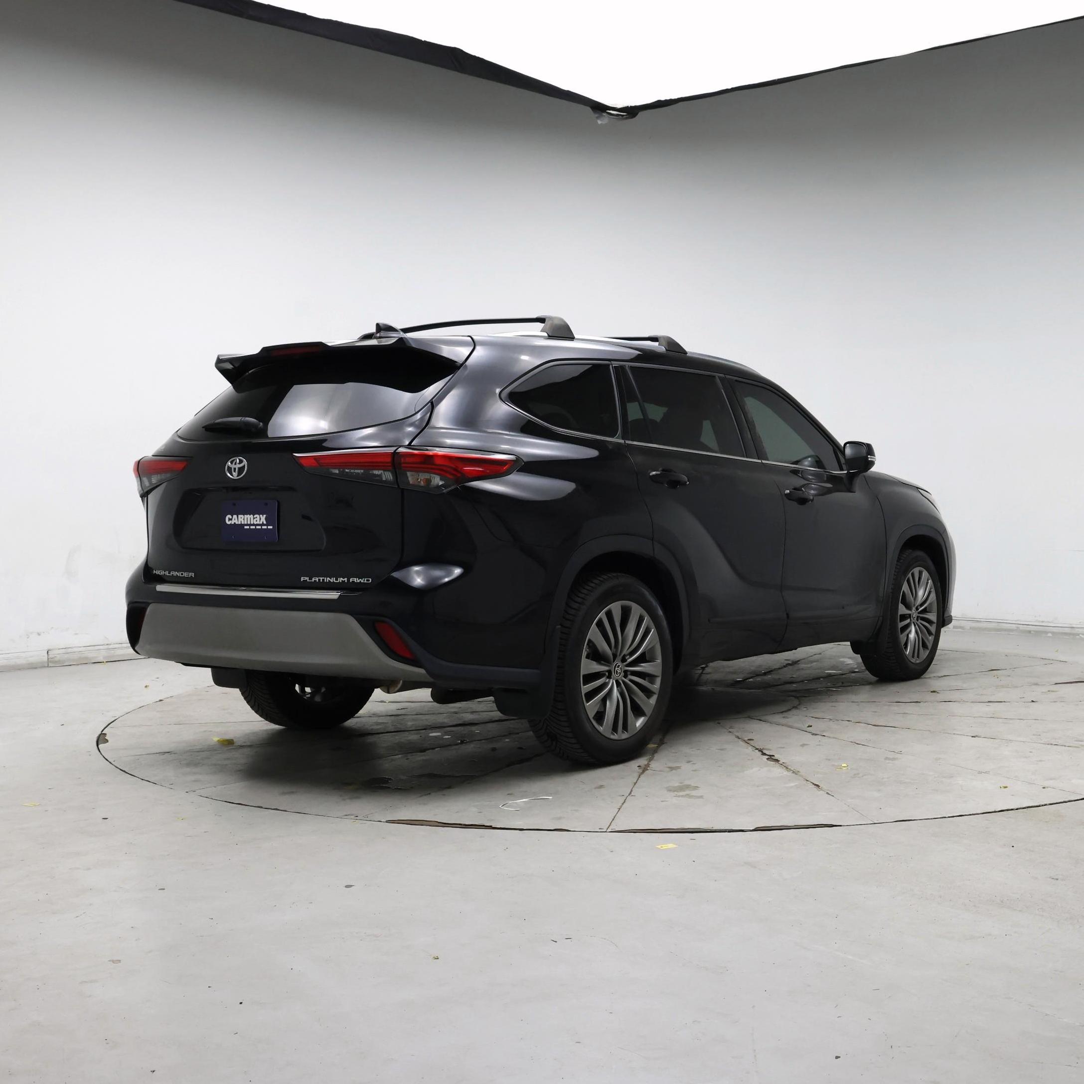 Thumbnail: 2021 Toyota Highlander - 8