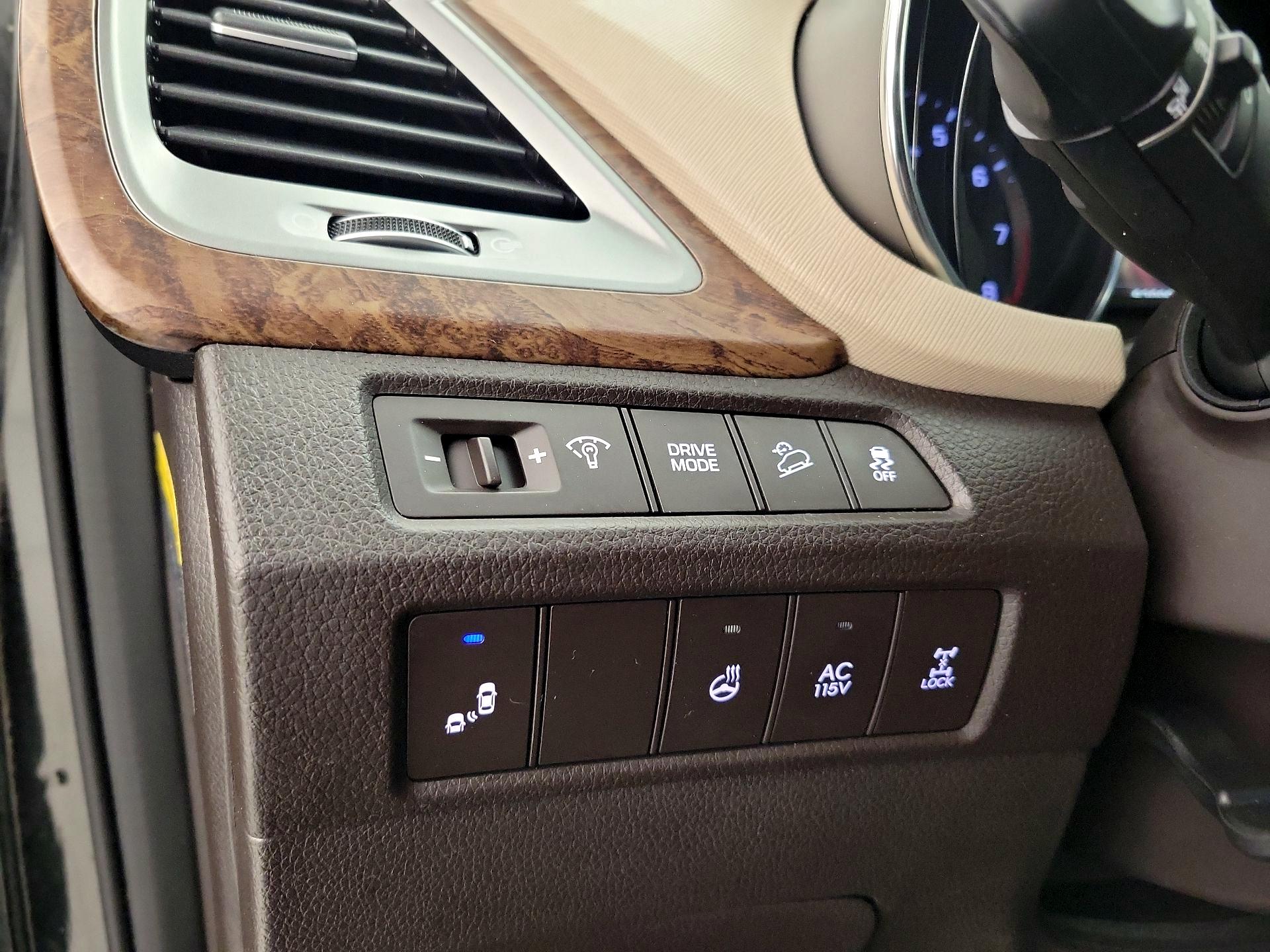 Thumbnail: 2017 Hyundai Santa Fe - 13