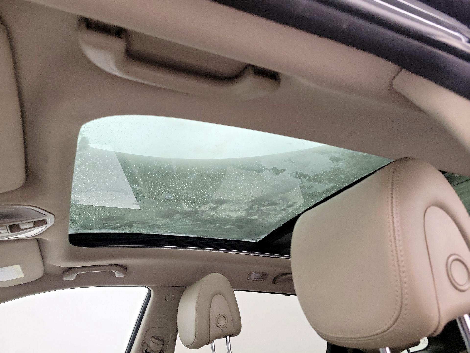 Thumbnail: 2017 Hyundai Santa Fe - 19