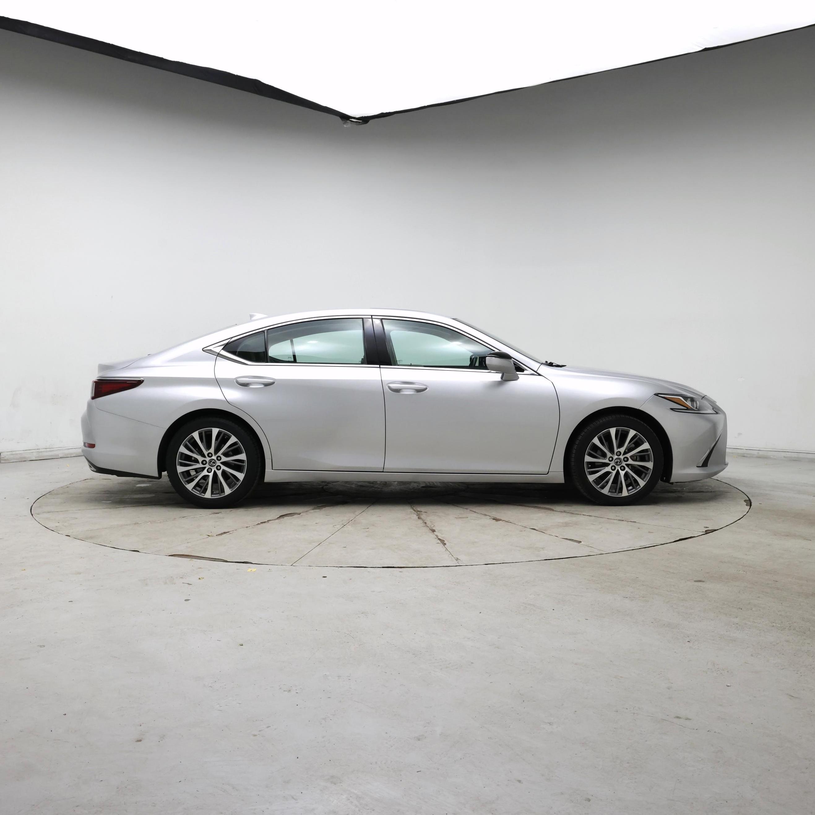 Thumbnail: 2019 Lexus ES - 7