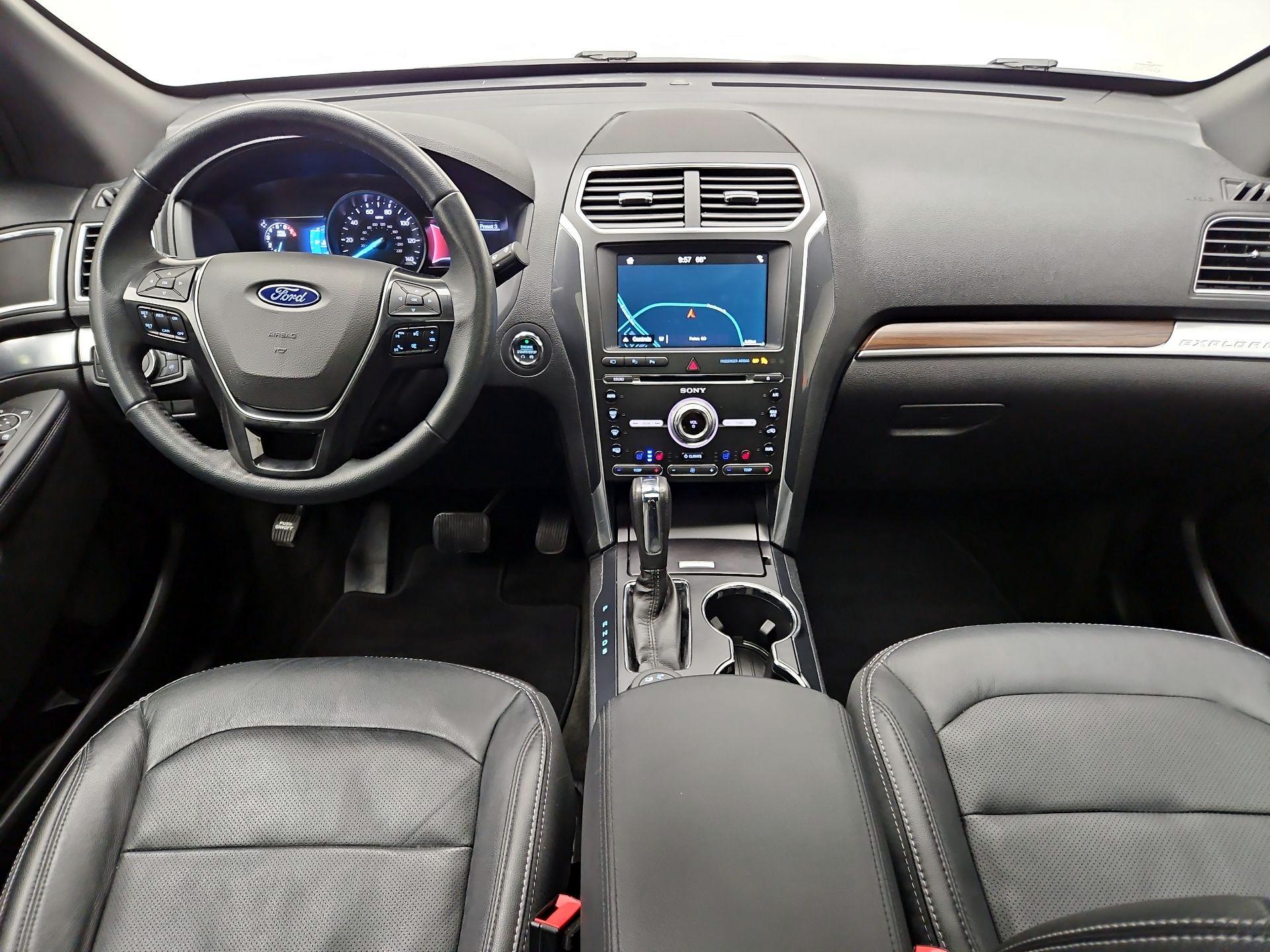 Thumbnail: 2017 Ford Explorer - 9