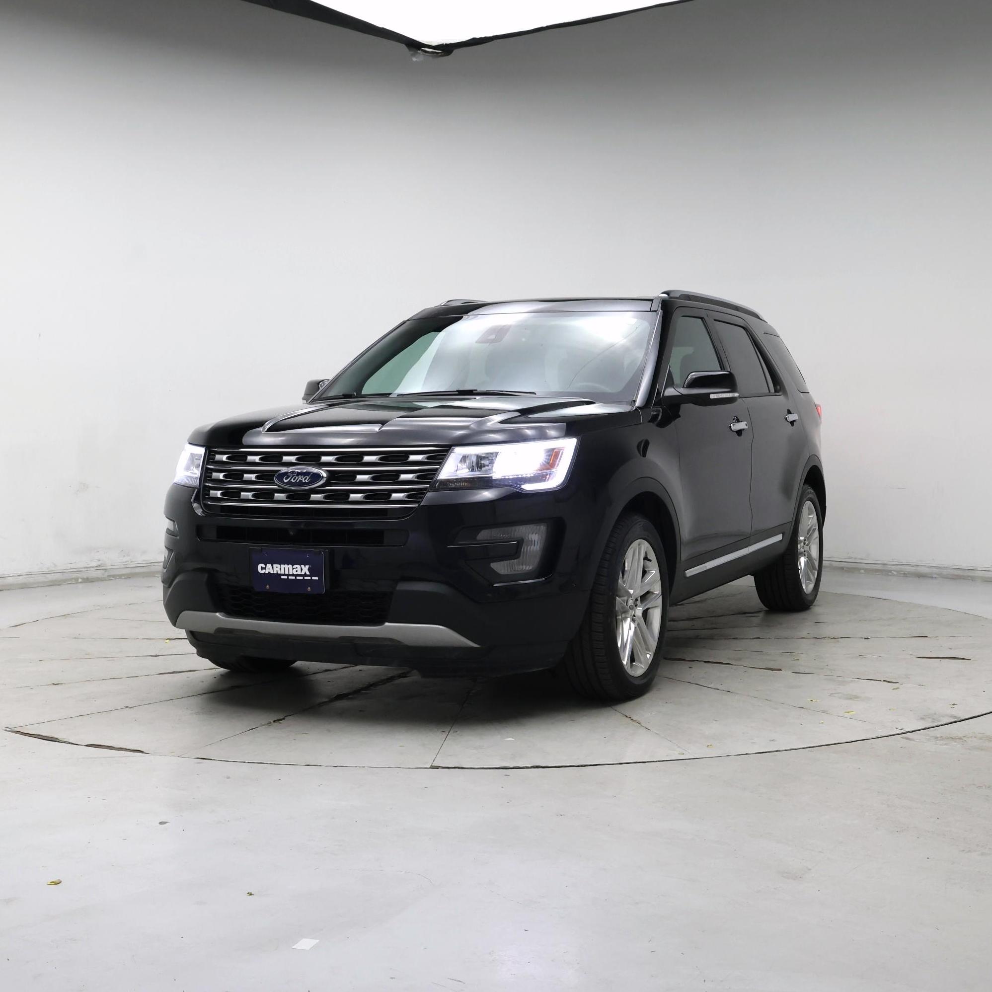 Thumbnail: 2017 Ford Explorer - 4