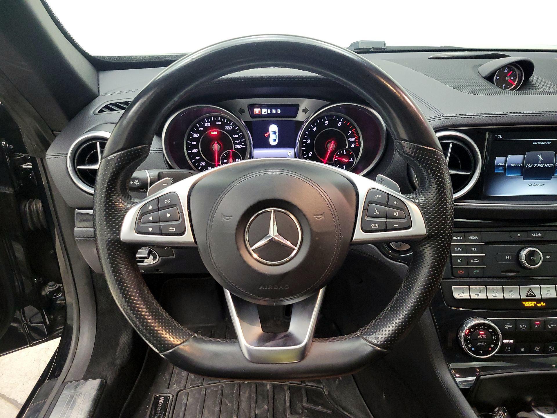 Thumbnail: 2017 Mercedes-Benz SL-Class - 10