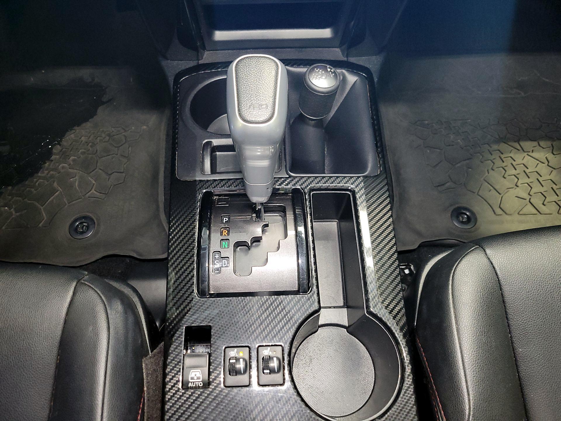 Thumbnail: 2022 Toyota 4Runner - 18