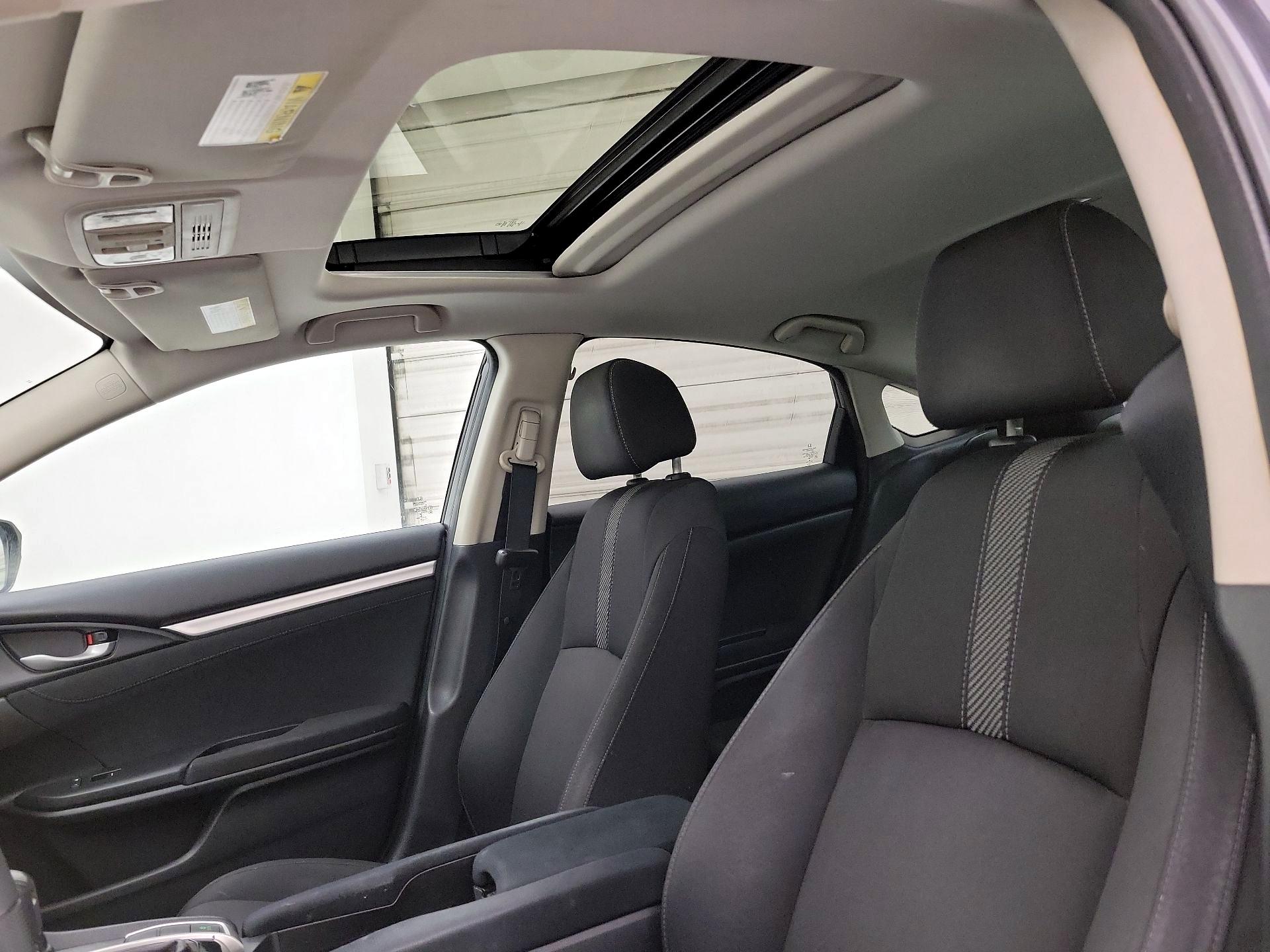 Thumbnail: 2016 Honda Civic - 19