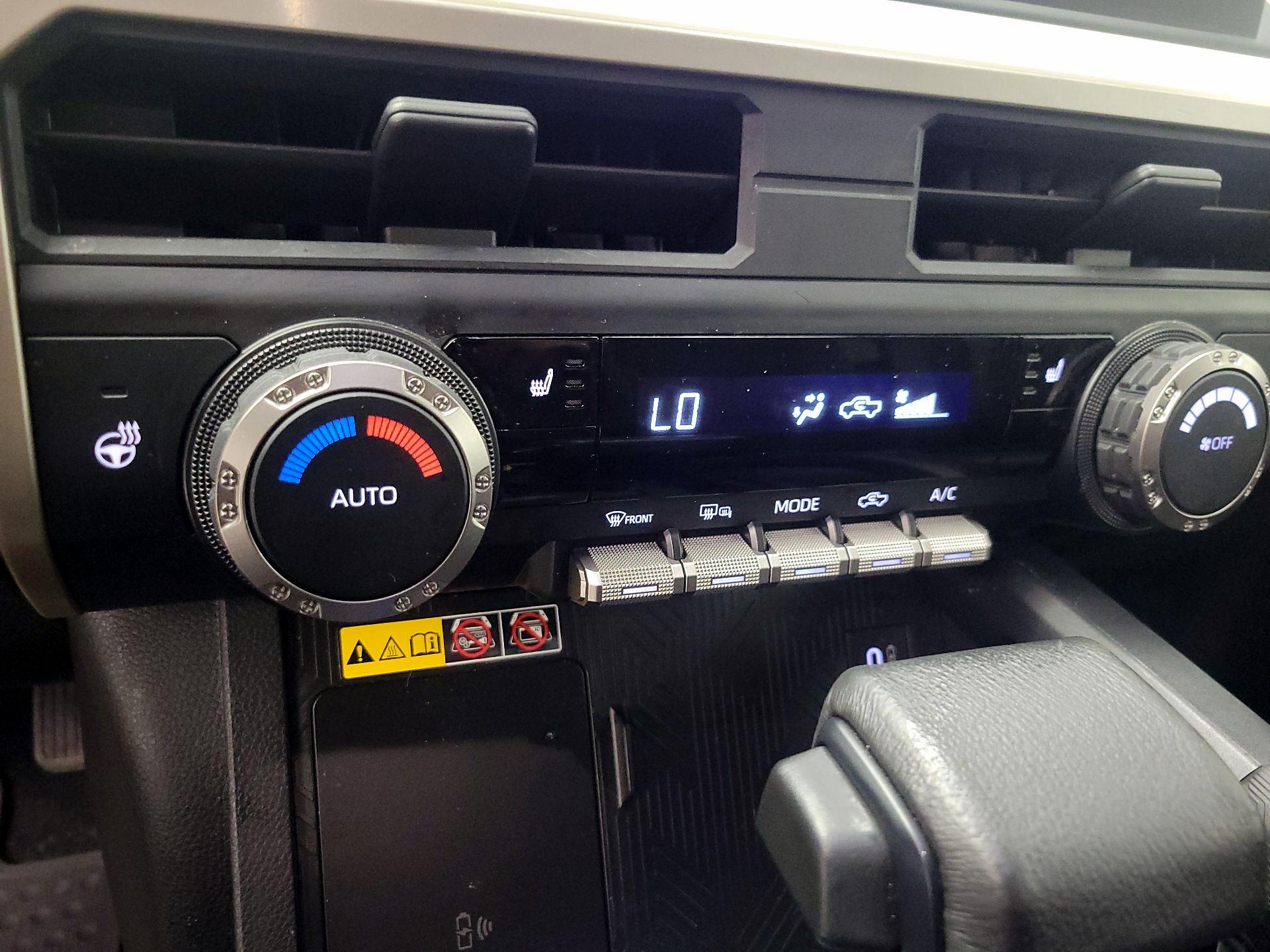 Thumbnail: 2024 Toyota Tacoma - 17