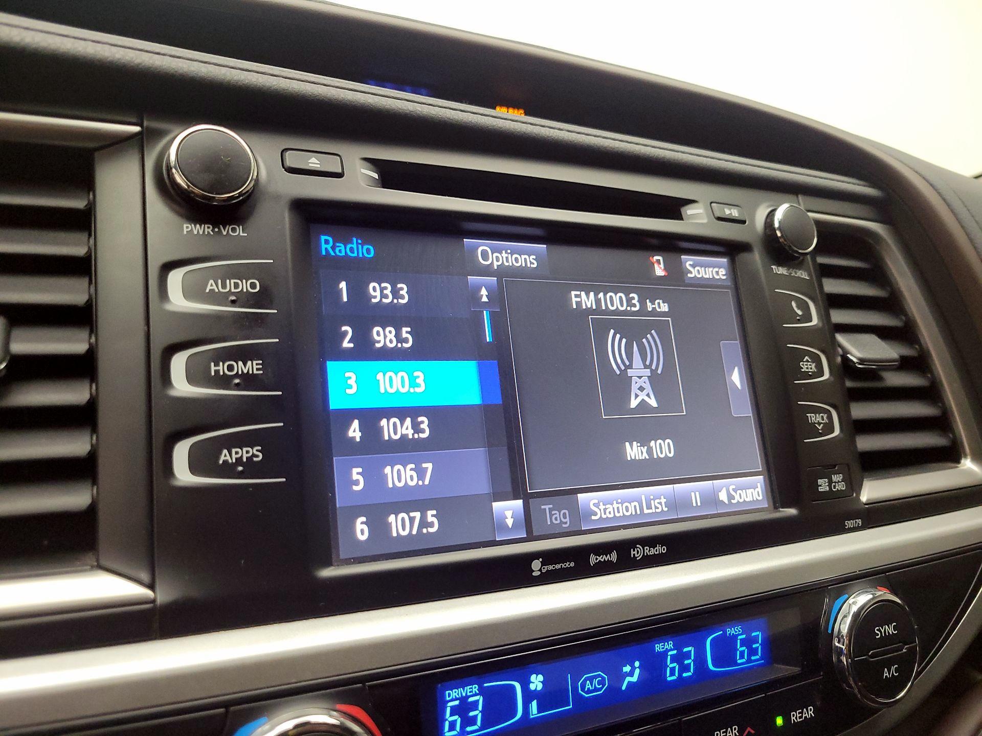 Thumbnail: 2017 Toyota Highlander - 15