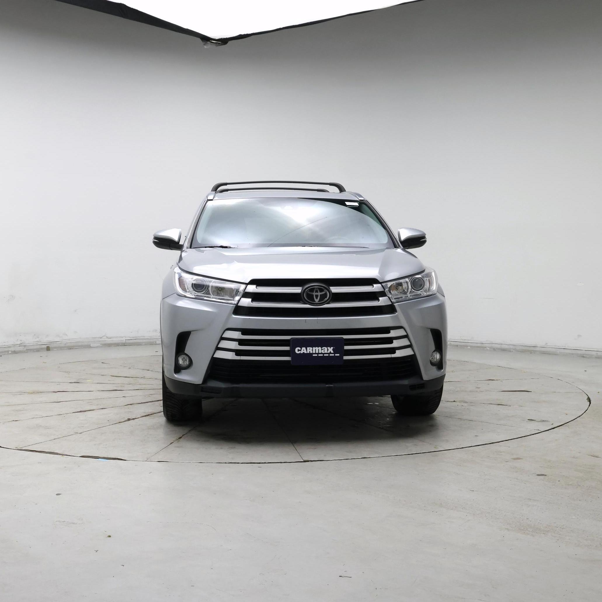 Thumbnail: 2017 Toyota Highlander - 5