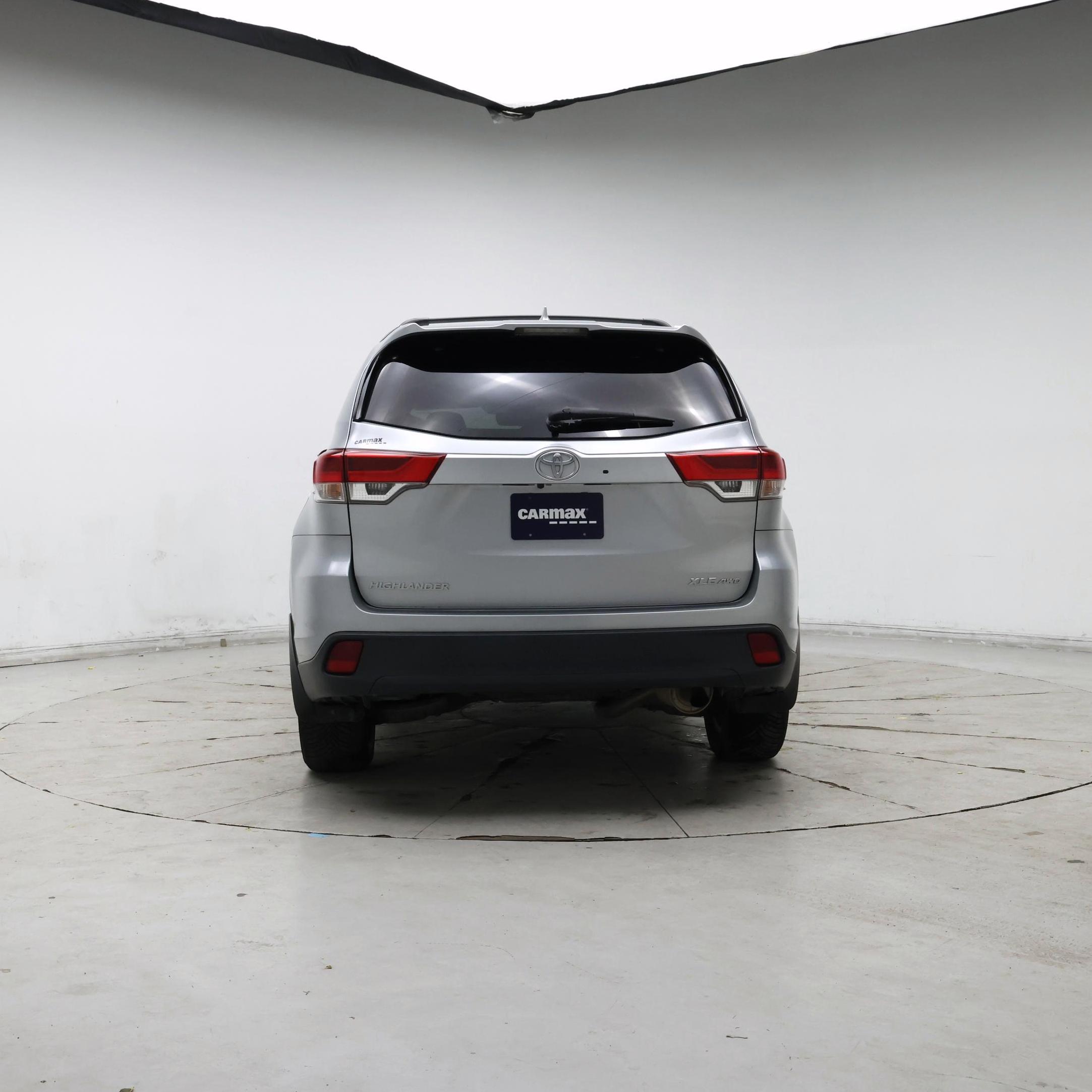 Thumbnail: 2017 Toyota Highlander - 6