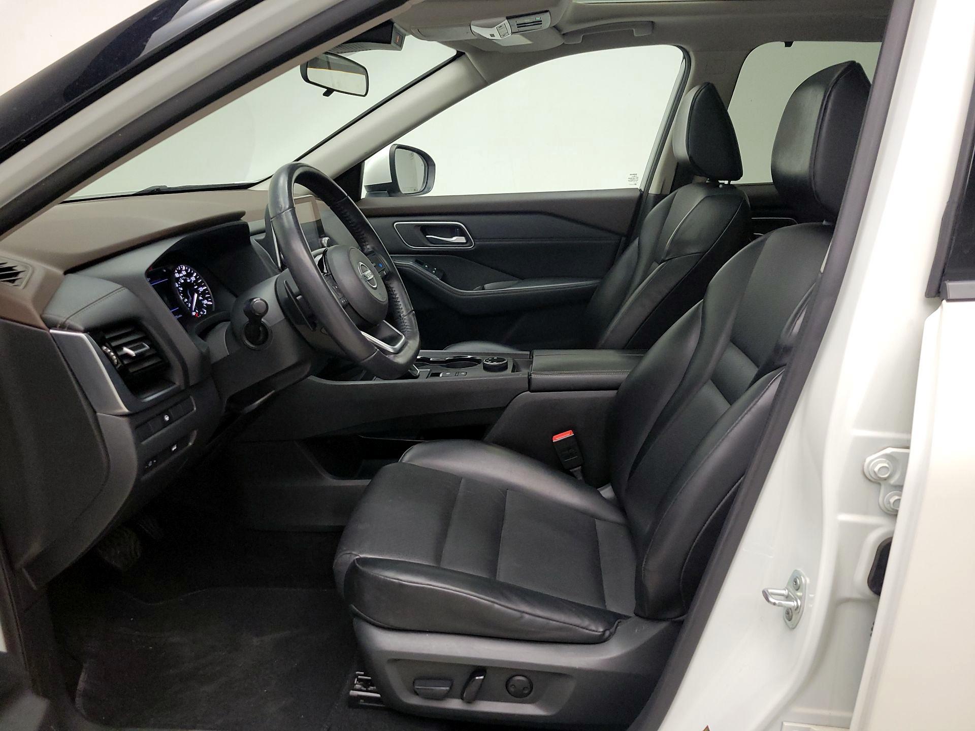 Thumbnail: 2021 Nissan Rogue - 11