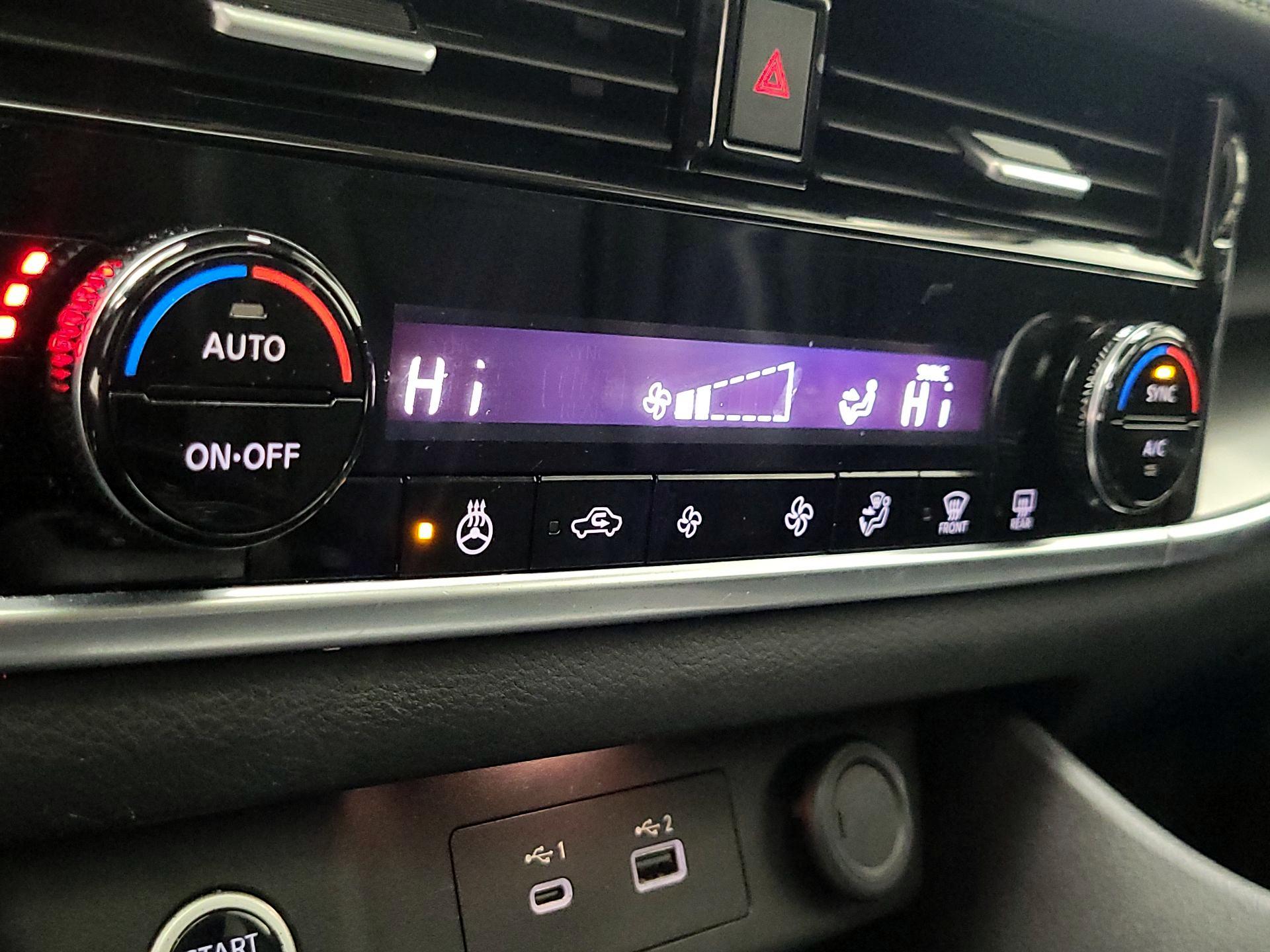 Thumbnail: 2021 Nissan Rogue - 16