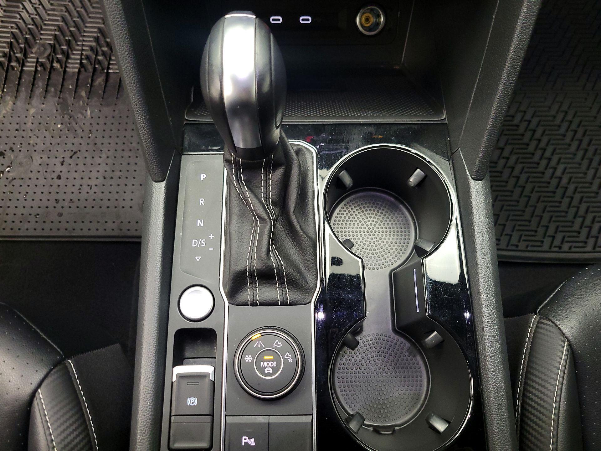 Thumbnail: 2022 Volkswagen Atlas - 18