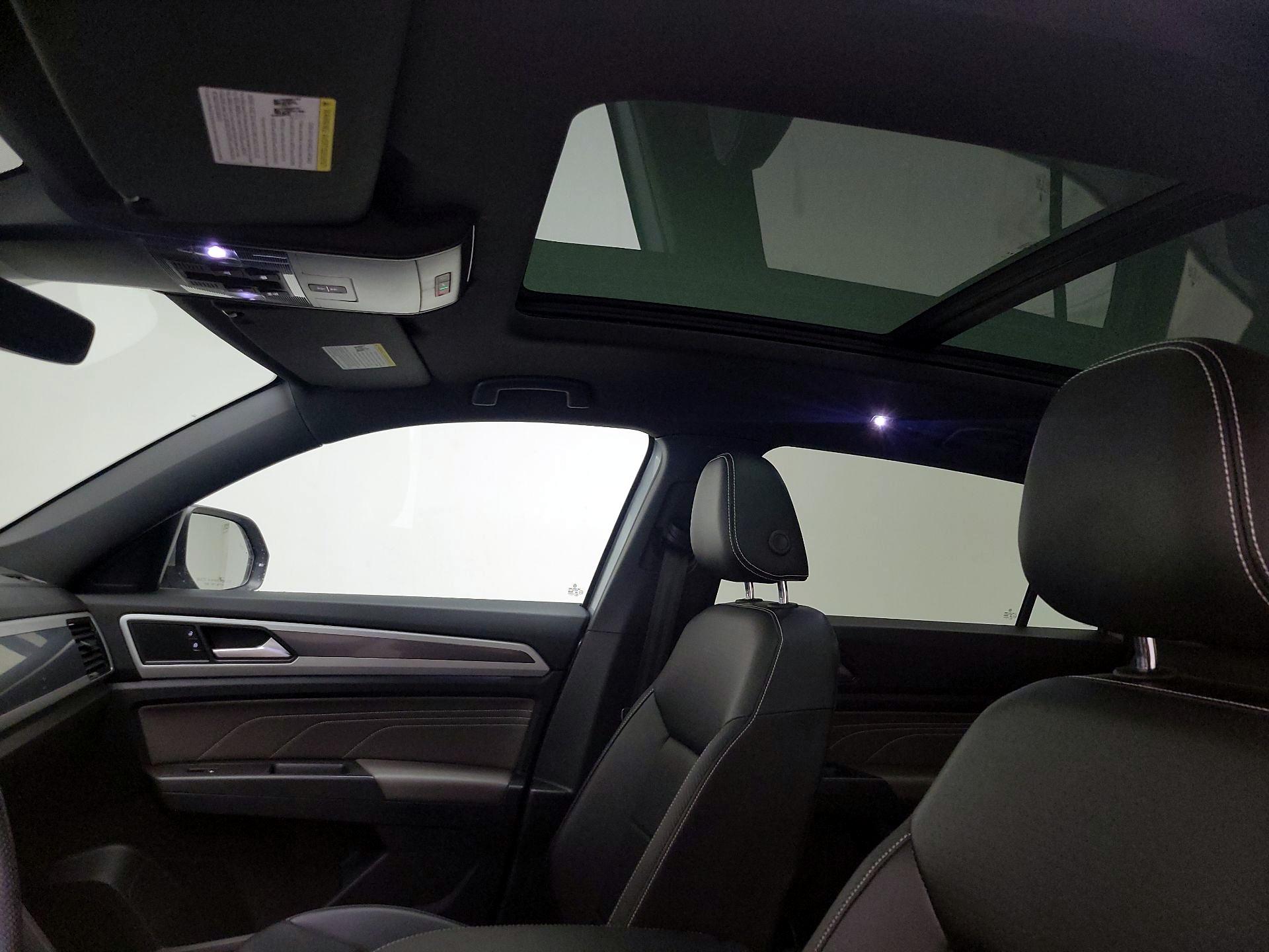 Thumbnail: 2022 Volkswagen Atlas - 20