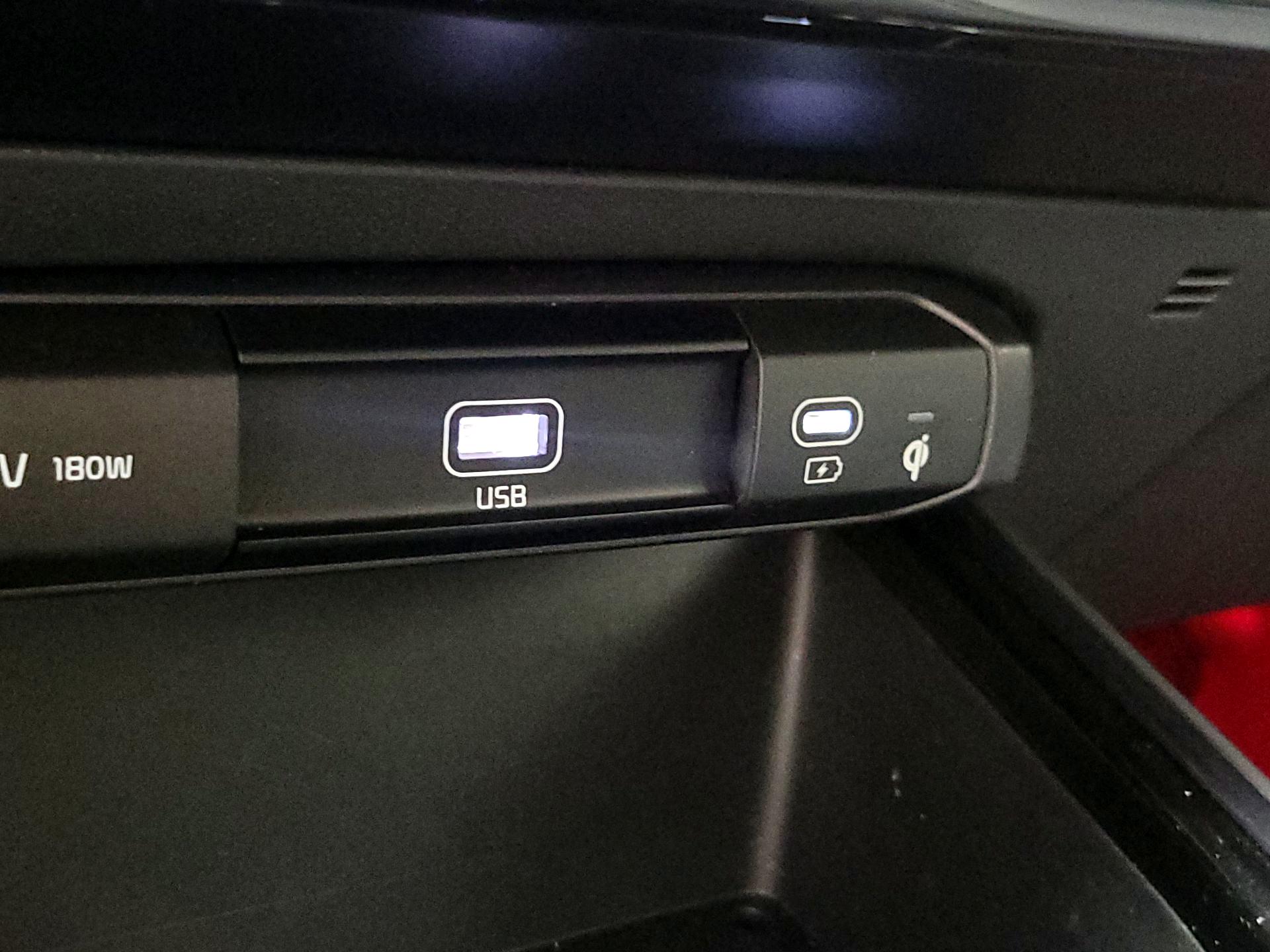 Thumbnail: 2023 Kia Niro - 19