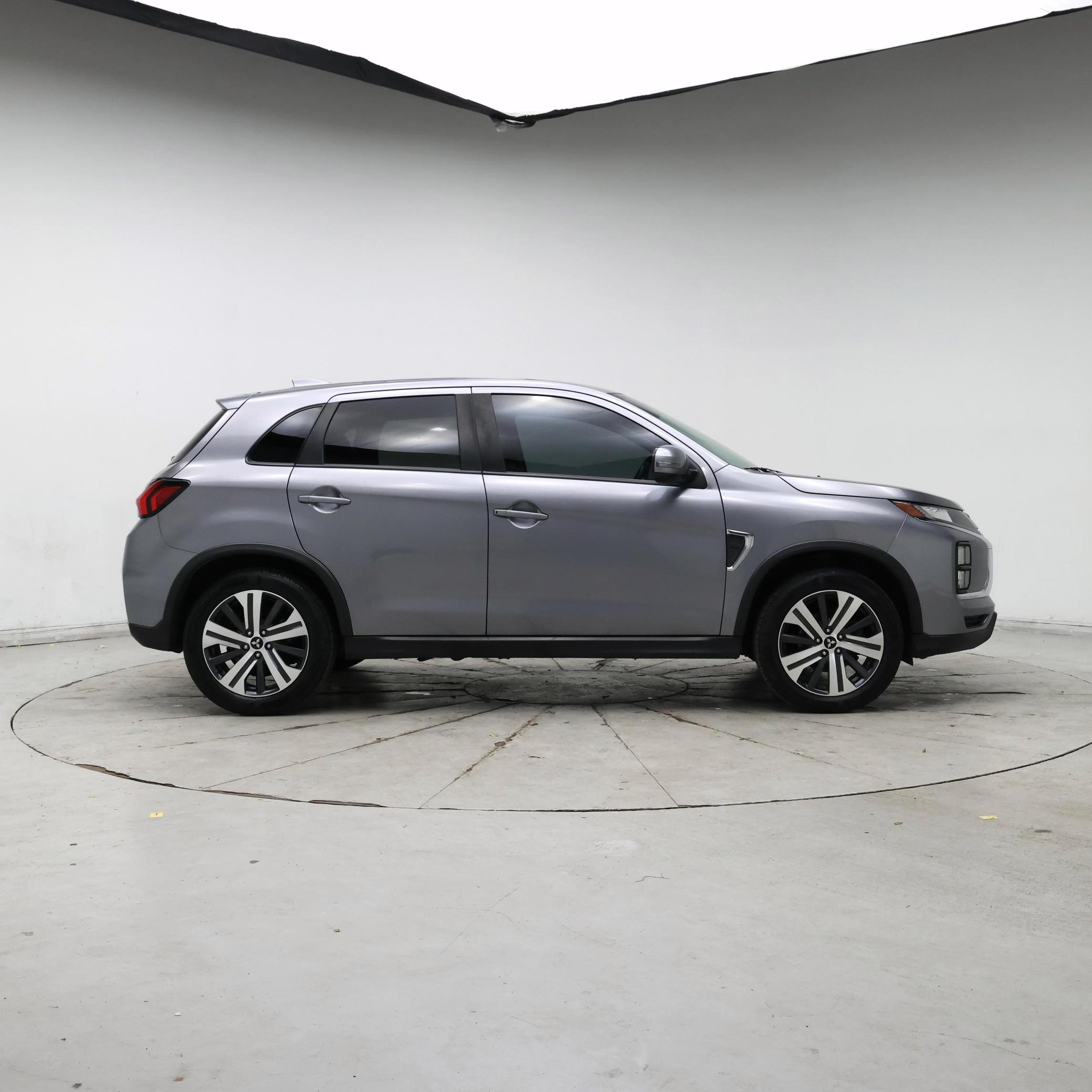 Thumbnail: 2020 Mitsubishi Outlander Sport - 7