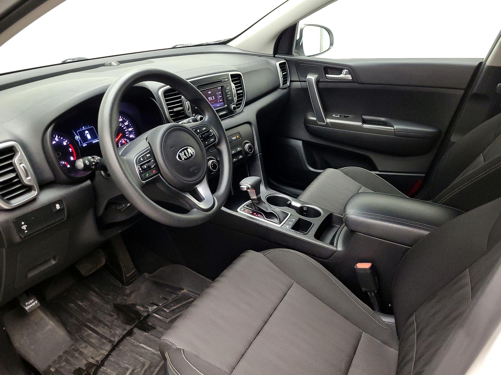 Thumbnail: 2017 Kia Sportage - 11