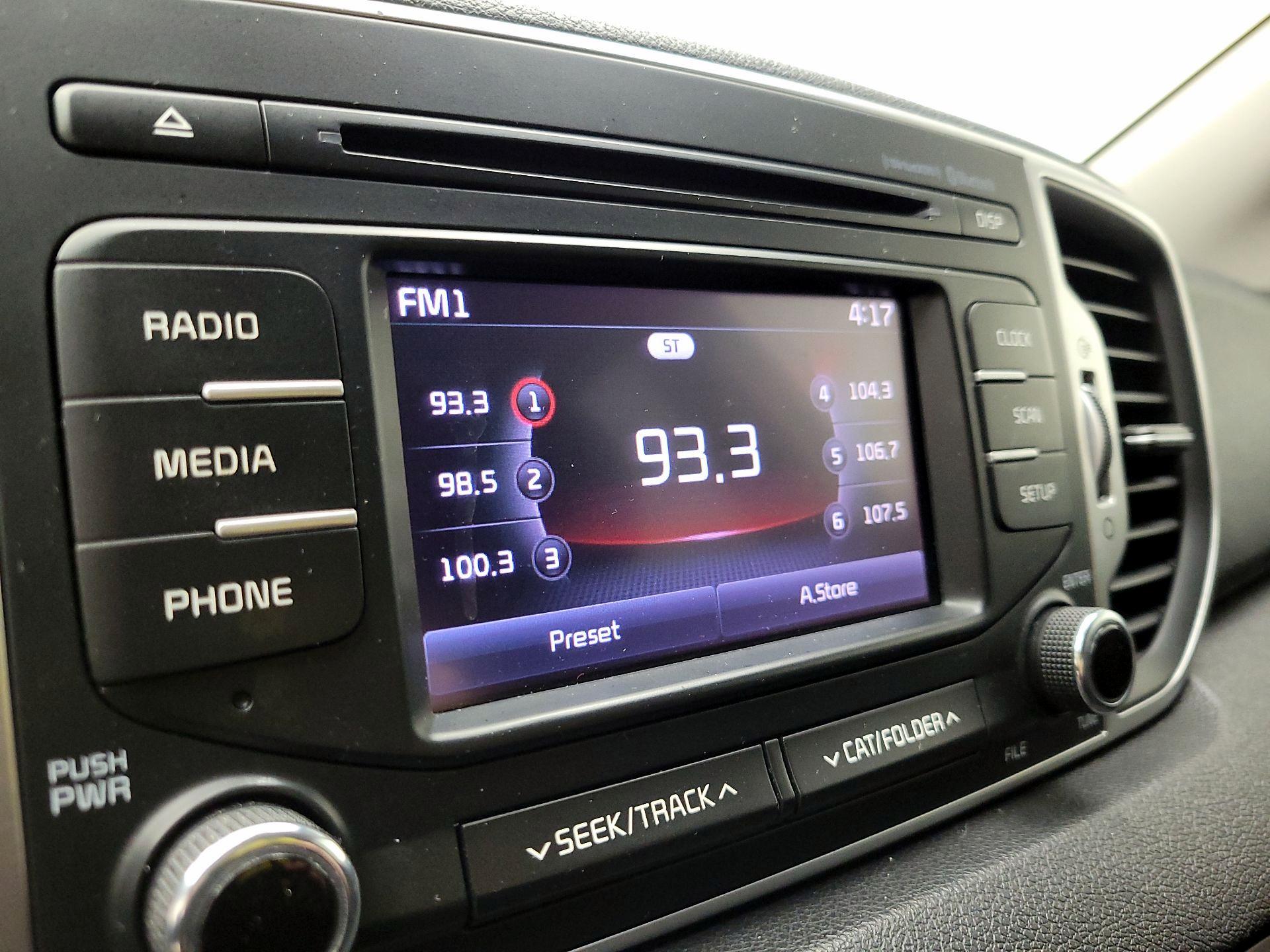 Thumbnail: 2017 Kia Sportage - 15