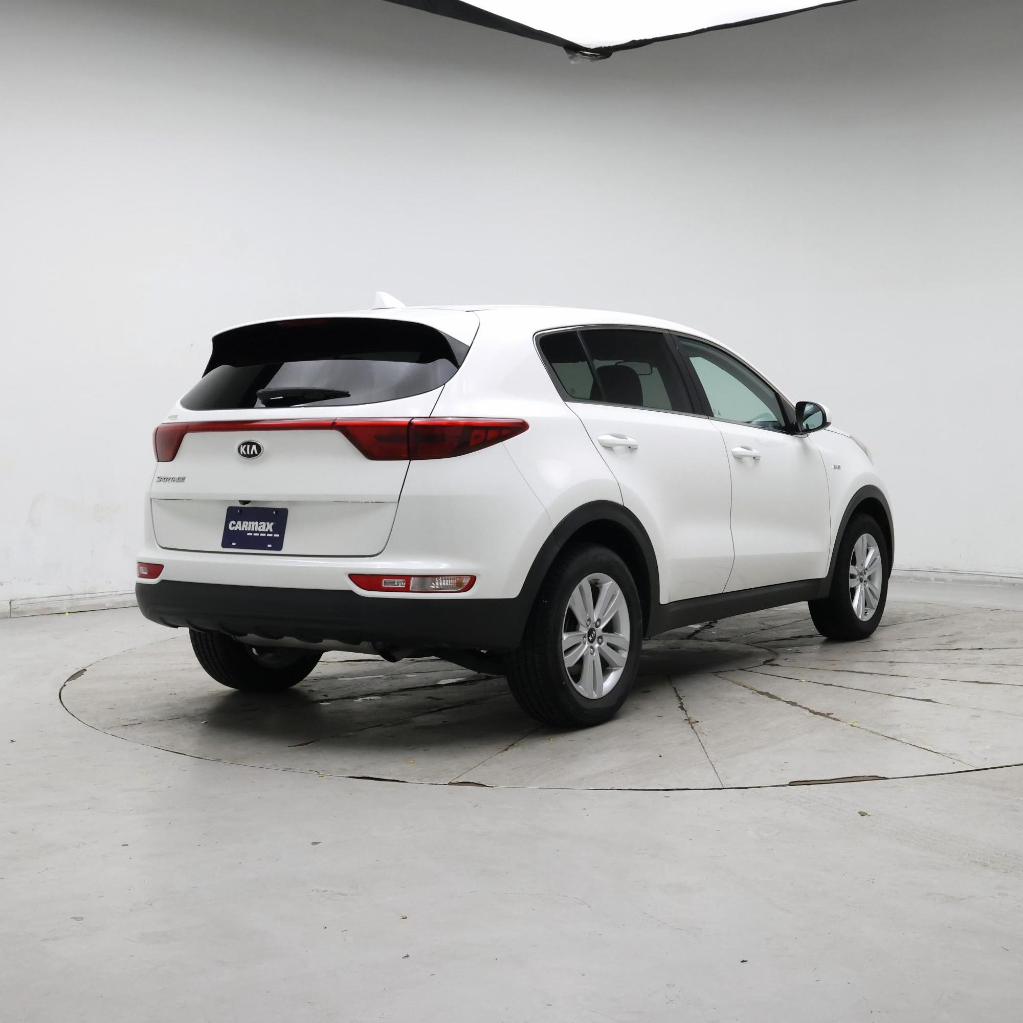 Thumbnail: 2017 Kia Sportage - 8