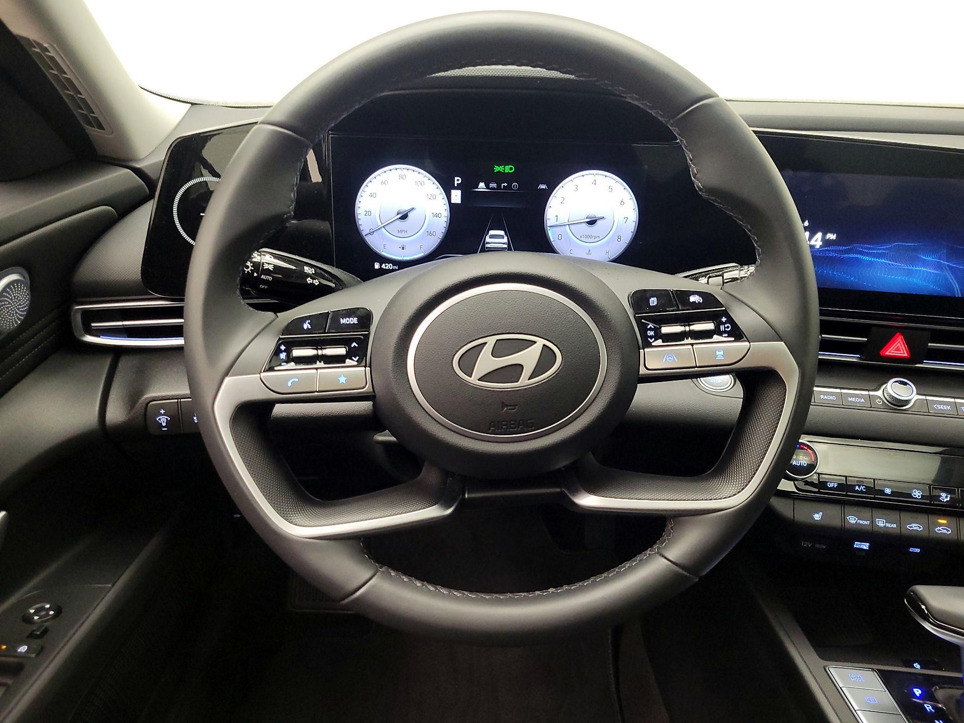 Thumbnail: 2025 Hyundai Elantra - 10