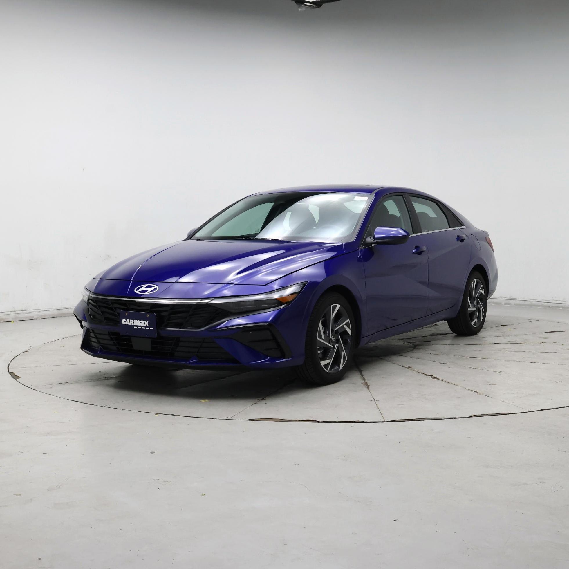 Thumbnail: 2025 Hyundai Elantra - 4