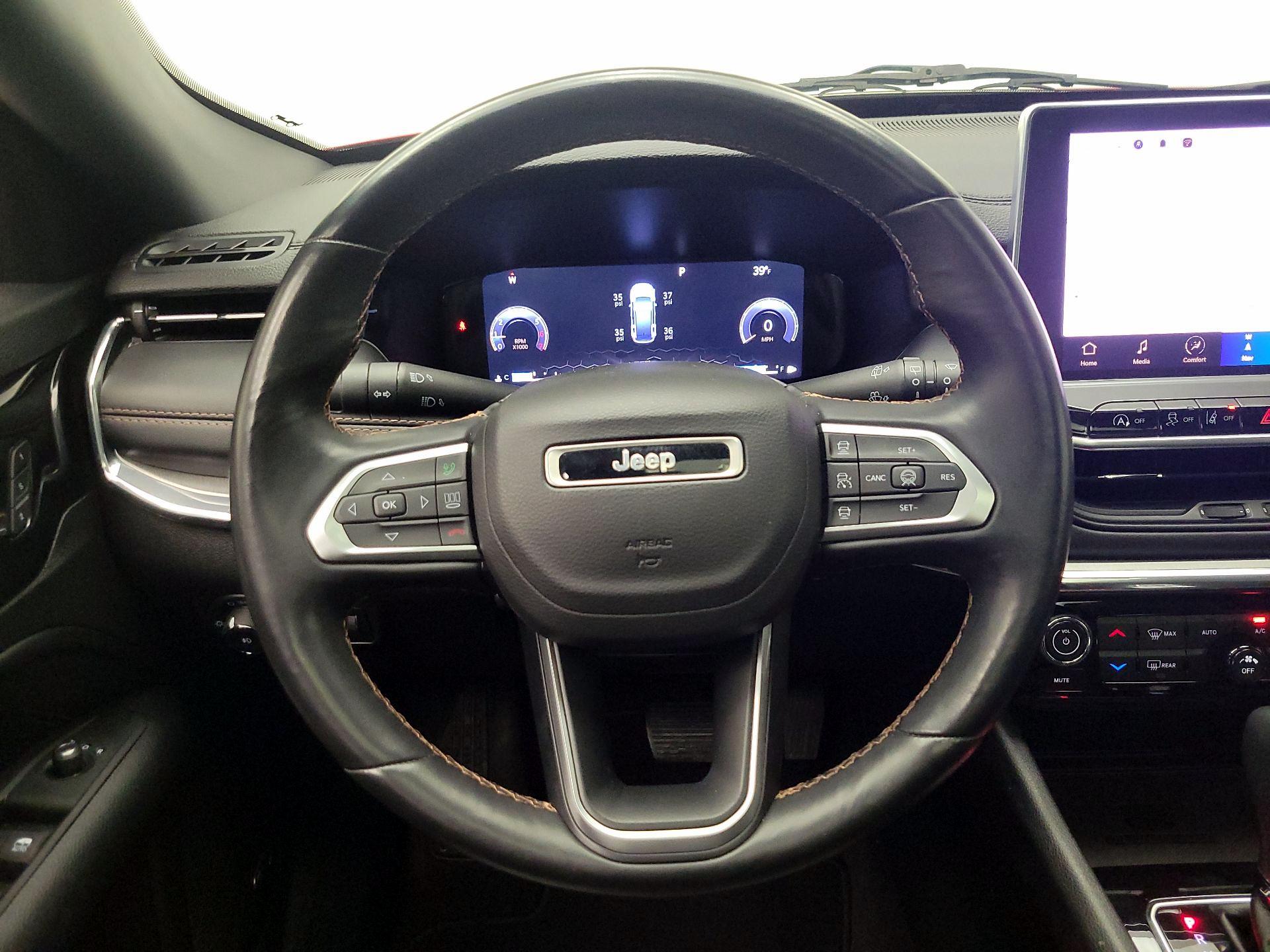 Thumbnail: 2022 Jeep Compass - 10