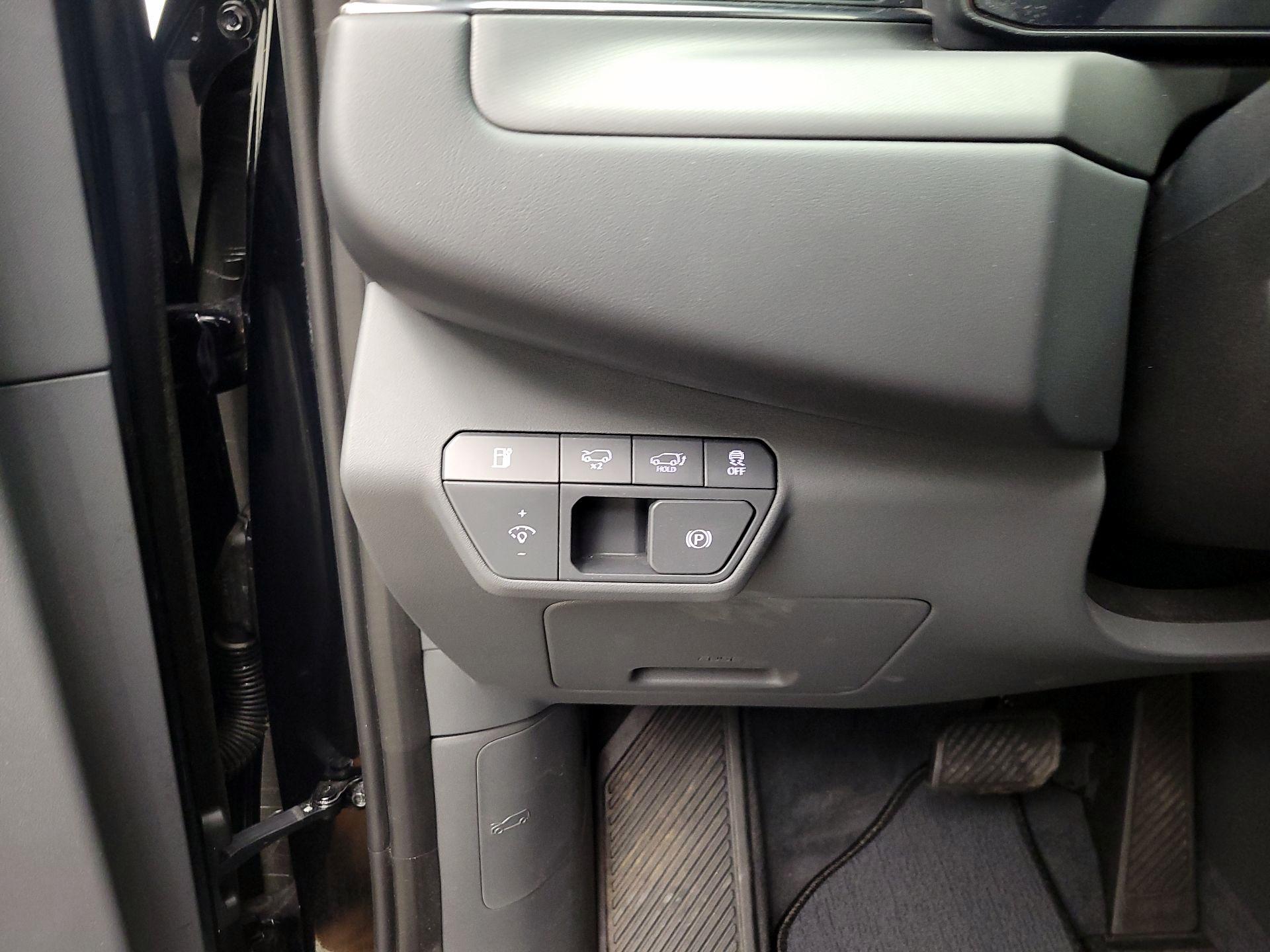 Thumbnail: 2025 Kia EV9 - 13